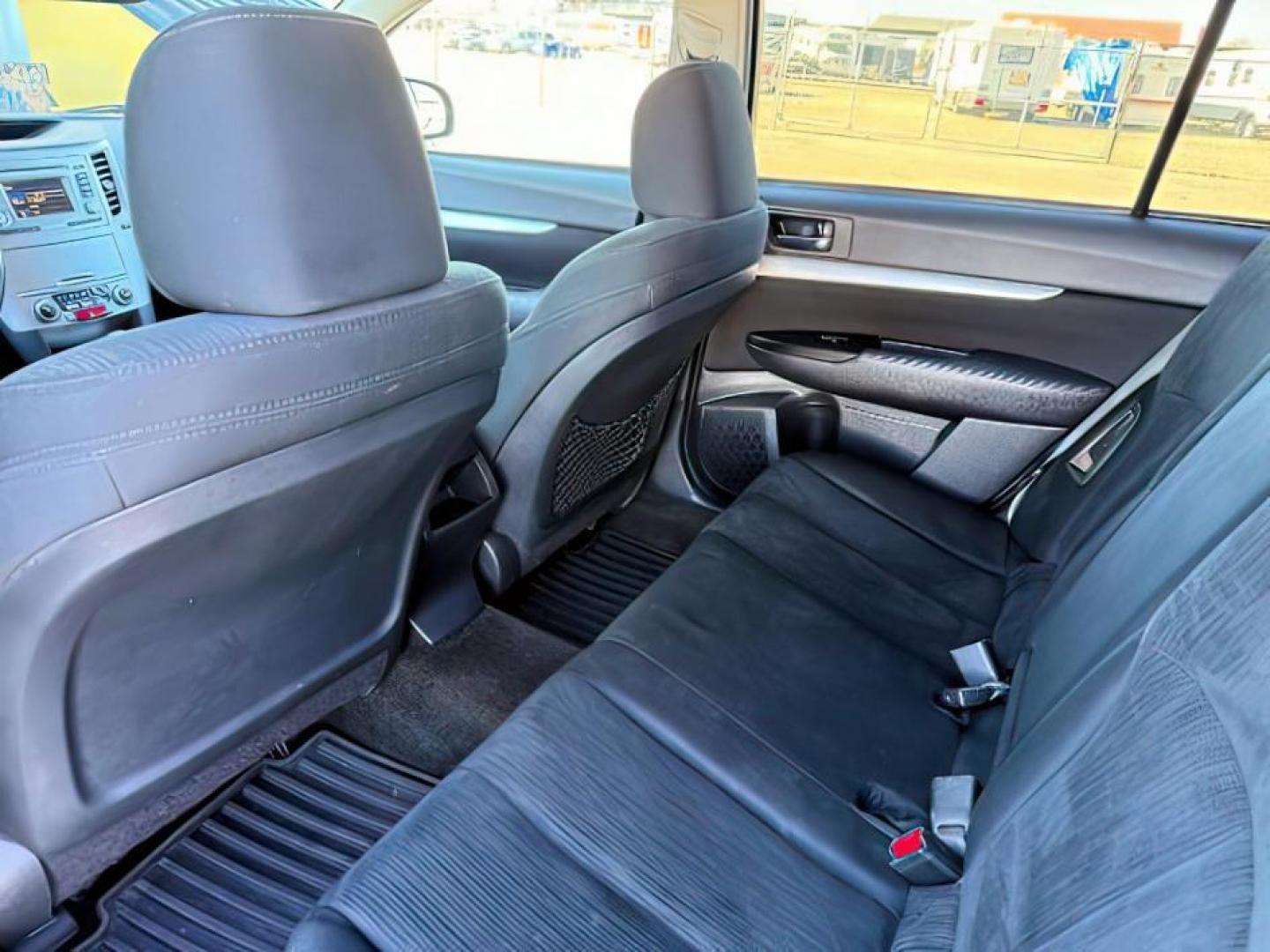 2014 MAROON /CLOTH Subaru Outback (4S4BRBCC5E3) with an 25L I4 engine, Automatic transmission, located at 1175 N Woodruff Ave, Idaho Falls, ID, 83401, 43.506901, -111.999657 - At Timberline Auto, finding a great deal on your next vehicle is always easy! Our experienced sales staff's goal is to help find you the right vehicle at the right price! Our knowledgeable finance department has options for almost any credit score. We offer extended service contract options to prote - Photo#21