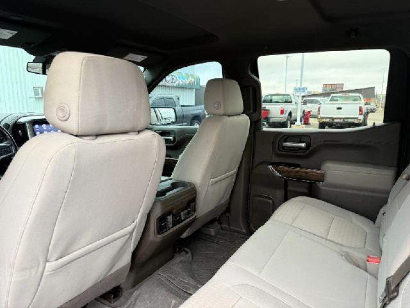 2019 Northsky Blue Metallic /Jet Black Chevrolet Silverado 1500 (1GCUYEED8KZ) with an EcoTec3 53L V-8 gasoline direct injection engine, Automatic transmission, located at 1175 N Woodruff Ave, Idaho Falls, ID, 83401, 43.506901, -111.999657 - At Timberline Auto, finding a great deal on your next vehicle is always easy! Our experienced sales staff's goal is to help find you the right vehicle at the right price! Our knowledgeable finance department has options for almost any credit score. We offer extended service contract options to prote - Photo#50