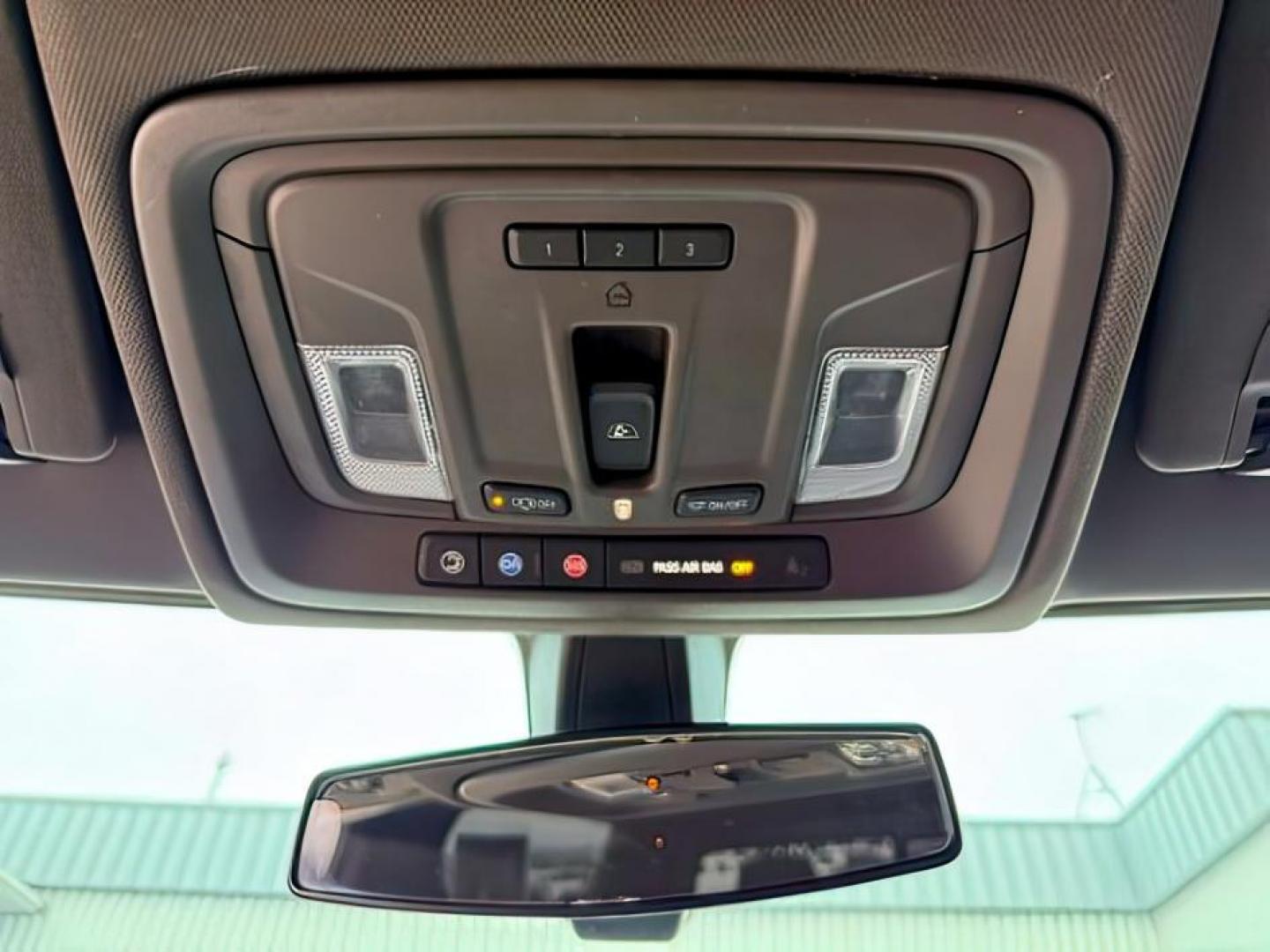 2019 Northsky Blue Metallic /Jet Black Chevrolet Silverado 1500 (1GCUYEED8KZ) with an EcoTec3 53L V-8 gasoline direct injection engine, Automatic transmission, located at 1175 N Woodruff Ave, Idaho Falls, ID, 83401, 43.506901, -111.999657 - At Timberline Auto, finding a great deal on your next vehicle is always easy! Our experienced sales staff's goal is to help find you the right vehicle at the right price! Our knowledgeable finance department has options for almost any credit score. We offer extended service contract options to prote - Photo#18