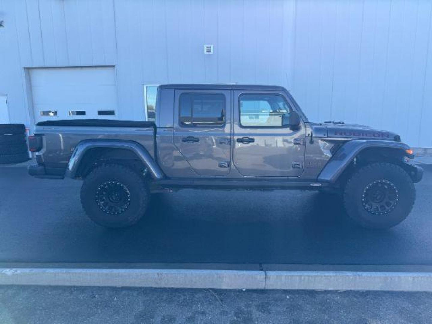 2020 GRAY /Black Jeep Gladiator (1C6JJTBG3LL) with an 36L V-6 DOHC engine, Automatic transmission, located at 1175 N Woodruff Ave, Idaho Falls, ID, 83401, 43.506901, -111.999657 - At Timberline Auto, finding a great deal on your next vehicle is always easy! Our experienced sales staff's goal is to help find you the right vehicle at the right price! Our knowledgeable finance department has options for almost any credit score. We offer extended service contract options to prote - Photo#35