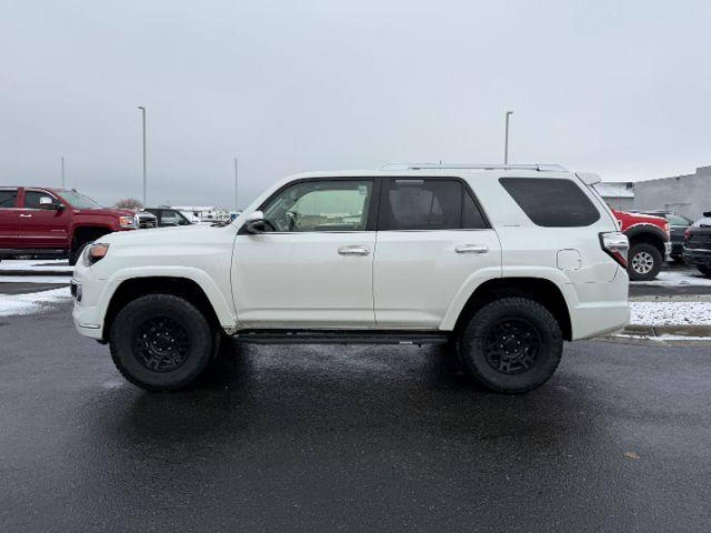 2016 WHITE /Black Toyota 4Runner (JTEBU5JR2G5) with an 4L V-6 DOHC engine, Automatic transmission, located at 1175 N Woodruff Ave, Idaho Falls, ID, 83401, 43.506901, -111.999657 - At Timberline Auto, finding a great deal on your next vehicle is always easy! Our experienced sales staff's goal is to help find you the right vehicle at the right price! Our knowledgeable finance department has options for almost any credit score. We offer extended service contract options to prote - Photo#27