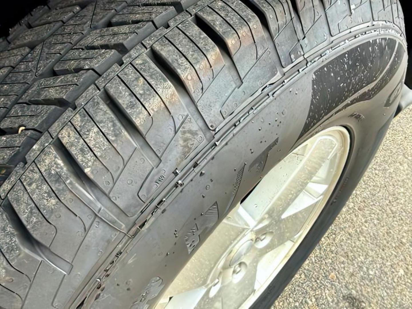 2008 BLACK /Dark Slate Gray/Med Slate Gray Jeep Wrangler (1J4GA59148L) with an 38L V-6 regular unleaded engine, Automatic transmission, located at 1175 N Woodruff Ave, Idaho Falls, ID, 83401, 43.506901, -111.999657 - At Timberline Auto, finding a great deal on your next vehicle is always easy! Our experienced sales staff's goal is to help find you the right vehicle at the right price! Our knowledgeable finance department has options for almost any credit score. We offer extended service contract options to prote - Photo#10