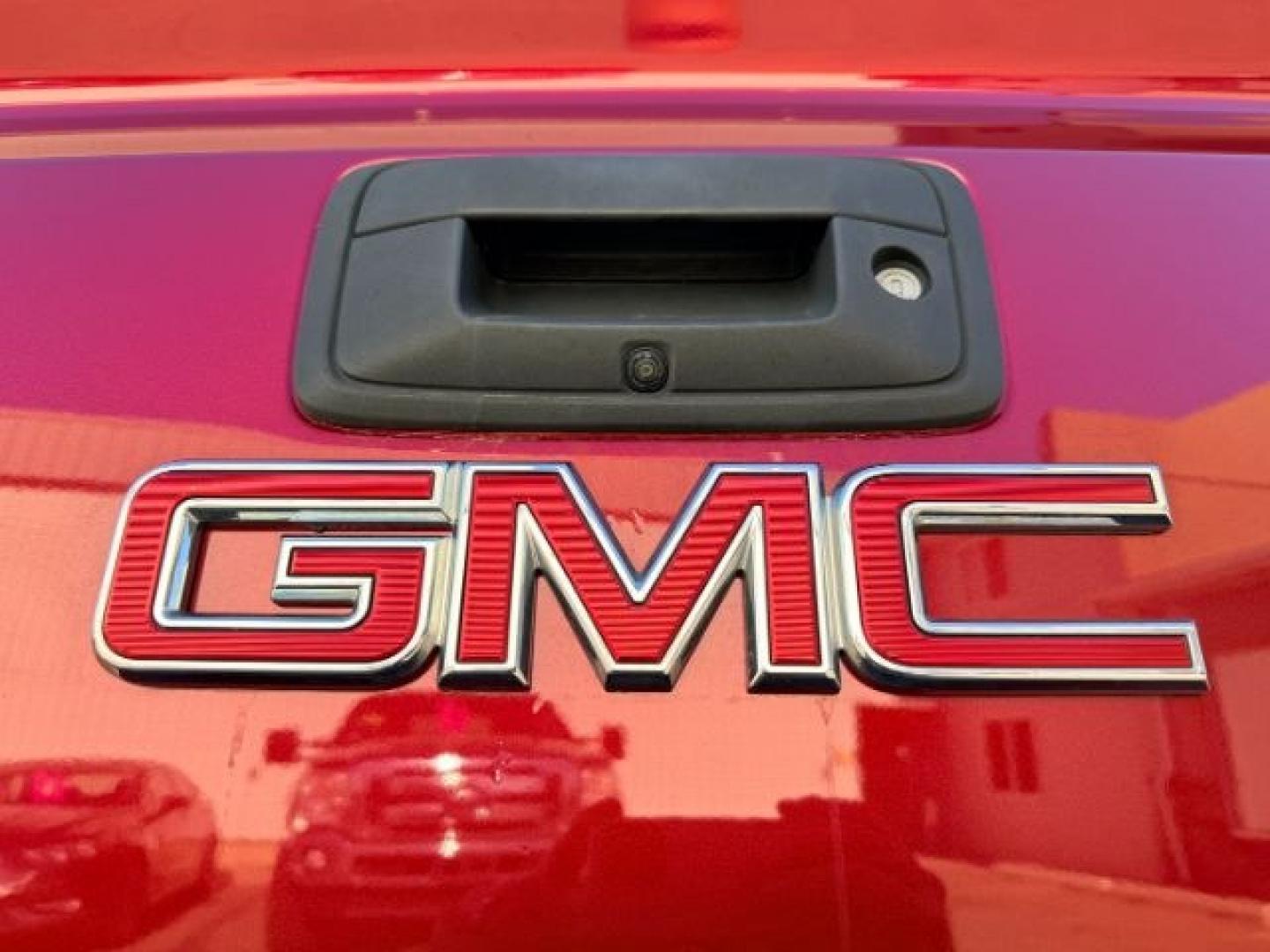 2018 RED /Jet Black GMC Sierra 3500HD (1GT42XCY4JF) with an Duramax 66L V-8 diesel direct injection engine, Automatic transmission, located at 1175 N Woodruff Ave, Idaho Falls, ID, 83401, 43.506901, -111.999657 - Heavy duty diesel strength and modern everyday convenience come together in this 2018 GMC Sierra 3500HD Crew Cab 4x4 equipped with the 6.6L Duramax turbo diesel engine. Built for serious towing and hauling, this 3500HD delivers the capability needed for trailers, equipment, and demanding workloads w- Photo#32