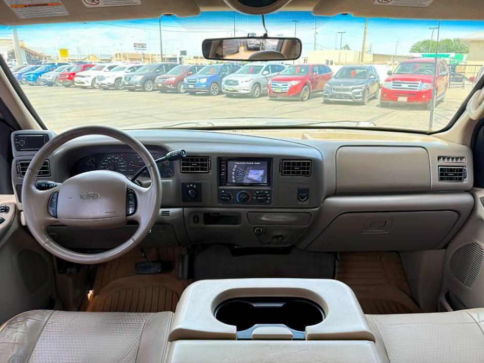 2002 BROWN /LEATHER Ford Super Duty F-250 lariat (1FTNW21F02E) with an 7.3L V8 engine, AUTOMATIC transmission, located at 1235 N Woodruff Ave., Idaho Falls, 83401, (208) 523-1053, 43.507172, -112.000488 - At Timberline Auto, finding a great deal on your next vehicle is always easy! Our experienced sales staff's goal is to help find you the right vehicle at the right price! Our knowledgeable finance department has options for almost any credit score. We offer extended service contract options to prote- Photo#22
