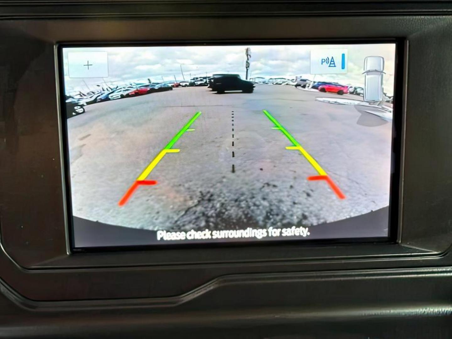 2022 GREEN /Black Onyx Ford Bronco (1FMEE5DPXNL) with an EcoBoost 27L V-6 portdirect injection engine, Automatic transmission, located at 1175 N Woodruff Ave, Idaho Falls, ID, 83401, 43.506901, -111.999657 - At Timberline Auto, finding a great deal on your next vehicle is always easy! Our experienced sales staff's goal is to help find you the right vehicle at the right price! Our knowledgeable finance department has options for almost any credit score. We offer extended service contract options to prote - Photo#17