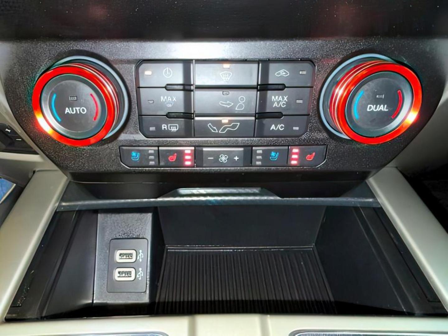 2020 GRAY /Black Ford F-150 (1FTFW1E42LK) with an EcoBoost 35L V-6 portdirect injection engine, Automatic transmission, located at 1175 N Woodruff Ave, Idaho Falls, ID, 83401, 43.506901, -111.999657 - At Timberline Auto, finding a great deal on your next vehicle is always easy! Our experienced sales staff's goal is to help find you the right vehicle at the right price! Our knowledgeable finance department has options for almost any credit score. We offer extended service contract options to prote - Photo#18