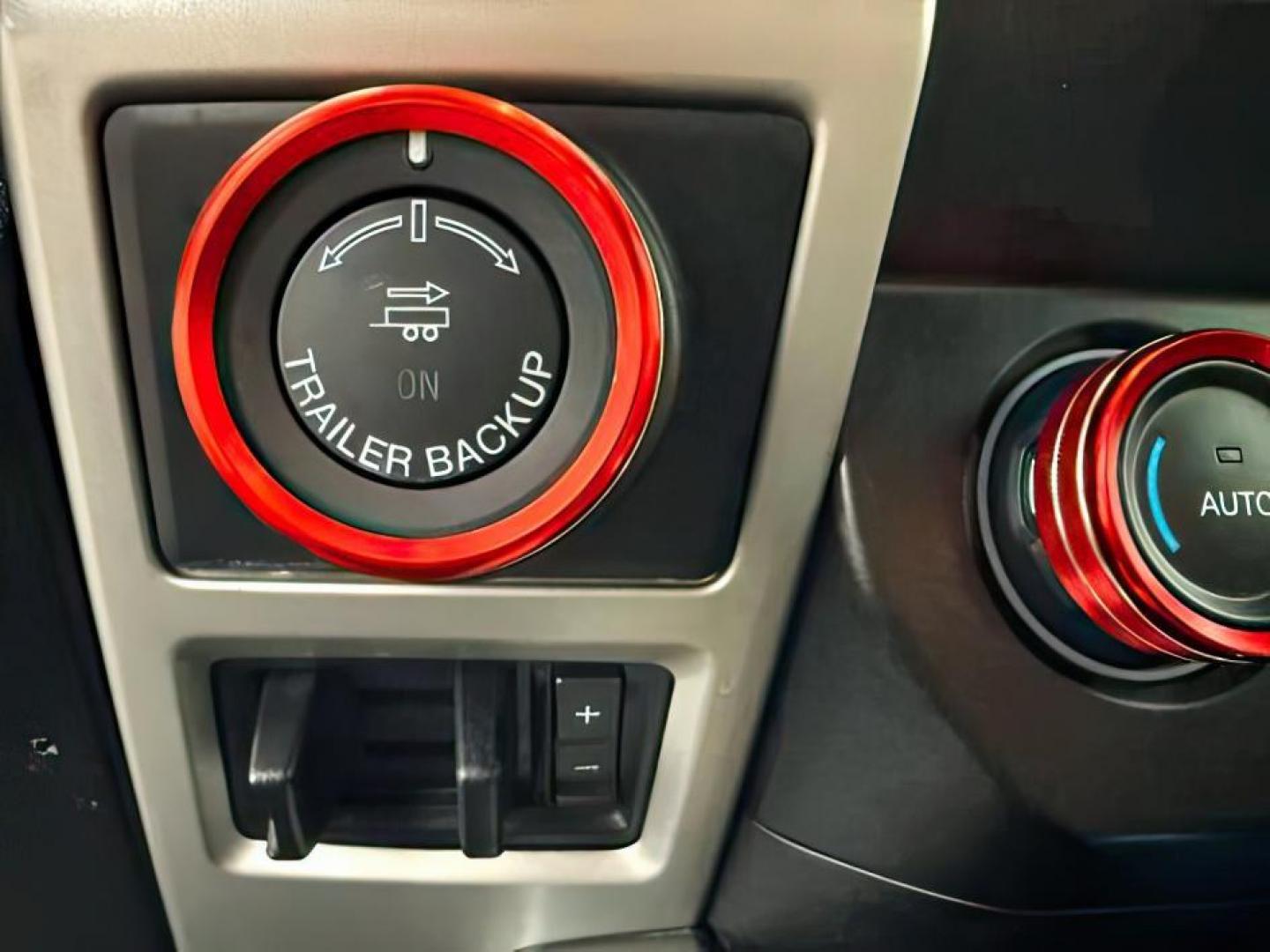 2020 GRAY /Black Ford F-150 (1FTFW1E42LK) with an EcoBoost 35L V-6 portdirect injection engine, Automatic transmission, located at 1175 N Woodruff Ave, Idaho Falls, ID, 83401, 43.506901, -111.999657 - At Timberline Auto, finding a great deal on your next vehicle is always easy! Our experienced sales staff's goal is to help find you the right vehicle at the right price! Our knowledgeable finance department has options for almost any credit score. We offer extended service contract options to prote - Photo#20