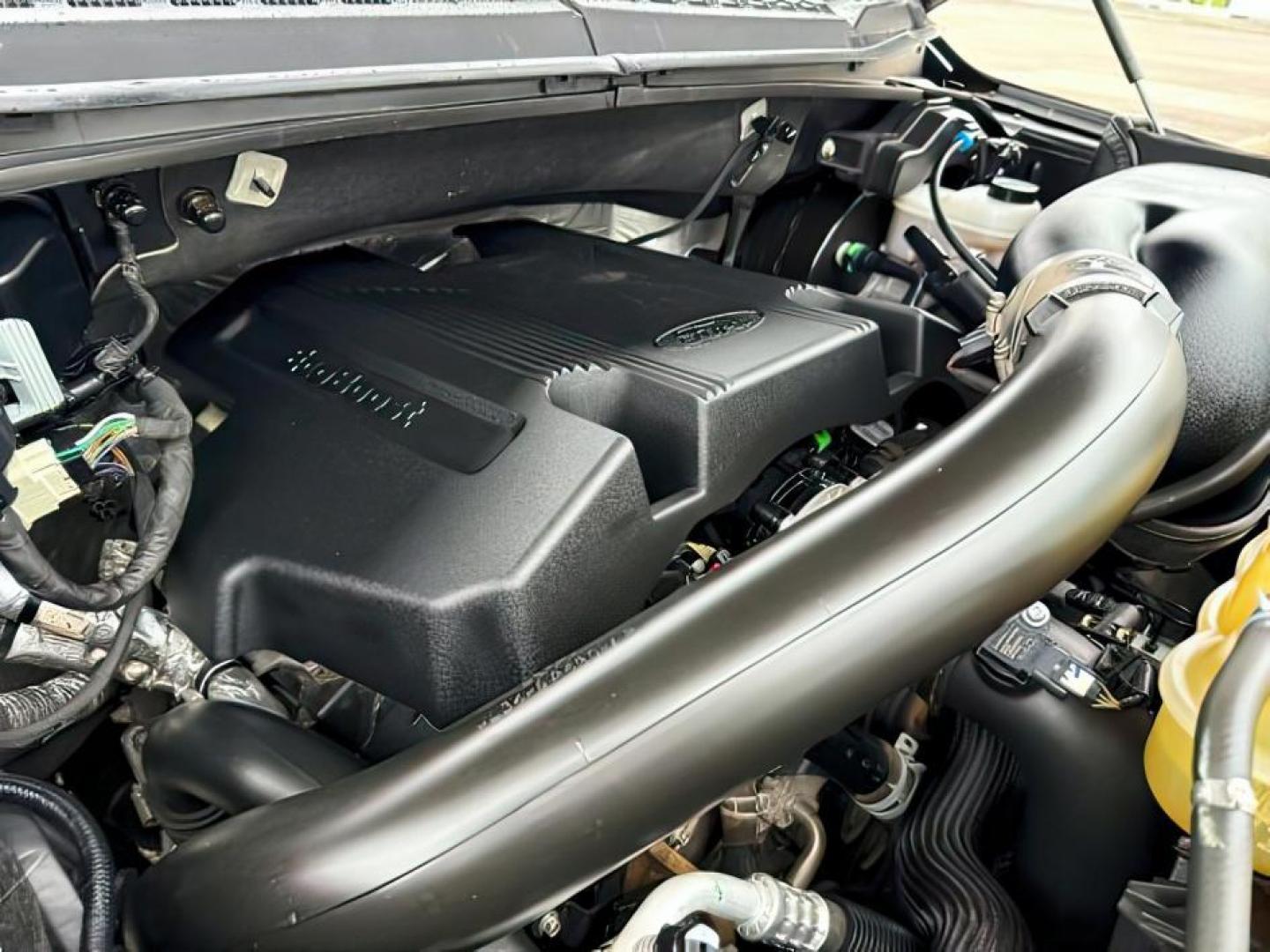 2020 GRAY /Black Ford F-150 (1FTFW1E42LK) with an EcoBoost 35L V-6 portdirect injection engine, Automatic transmission, located at 1175 N Woodruff Ave, Idaho Falls, ID, 83401, 43.506901, -111.999657 - At Timberline Auto, finding a great deal on your next vehicle is always easy! Our experienced sales staff's goal is to help find you the right vehicle at the right price! Our knowledgeable finance department has options for almost any credit score. We offer extended service contract options to prote - Photo#29