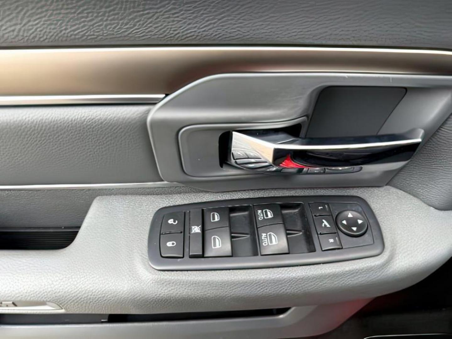 2016 RED /Diesel Grey/Black Ram 1500 (1C6RR7LG6GS) with an Pentastar 36L V-6 DOHC engine, Automatic transmission, located at 1175 N Woodruff Ave, Idaho Falls, ID, 83401, 43.506901, -111.999657 - At Timberline Auto, finding a great deal on your next vehicle is always easy! Our experienced sales staff's goal is to help find you the right vehicle at the right price! Our knowledgeable finance department has options for almost any credit score. We offer extended service contract options to prote - Photo#19