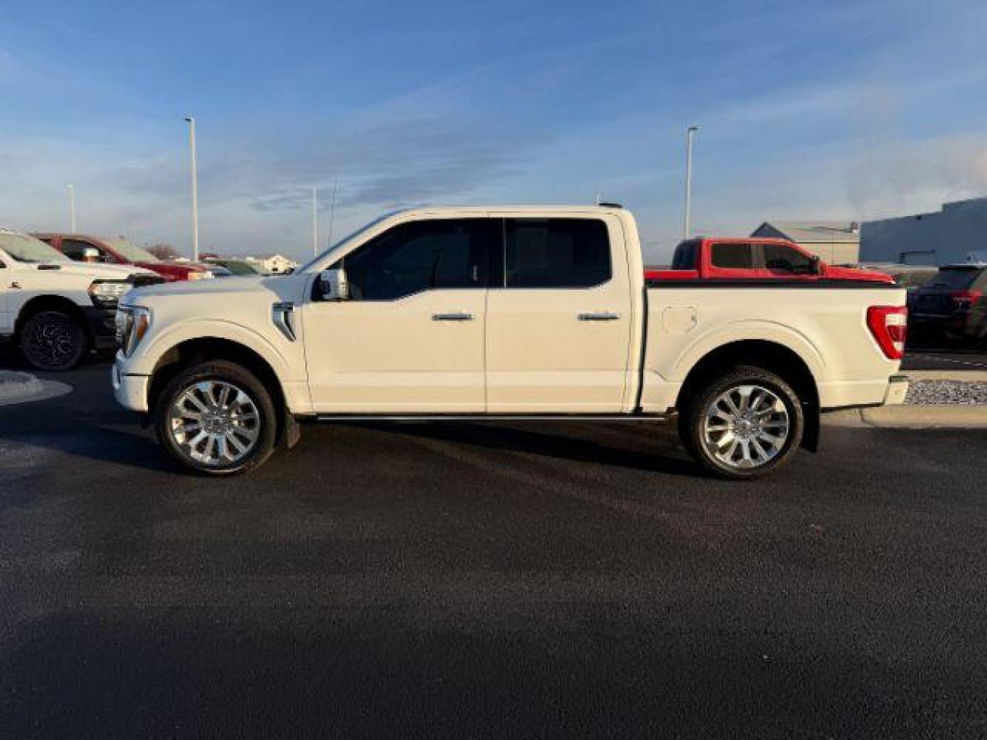 2021 WHITE /Admiral Blue Ford F-150 (1FTFW1E86MF) with an EcoBoost 35L V-6 portdirect injection engine, Automatic transmission, located at 1175 N Woodruff Ave, Idaho Falls, ID, 83401, 43.506901, -111.999657 - At Timberline Auto, finding a great deal on your next vehicle is always easy! Our experienced sales staff's goal is to help find you the right vehicle at the right price! Our knowledgeable finance department has options for almost any credit score. We offer extended service contract options to prote - Photo#1