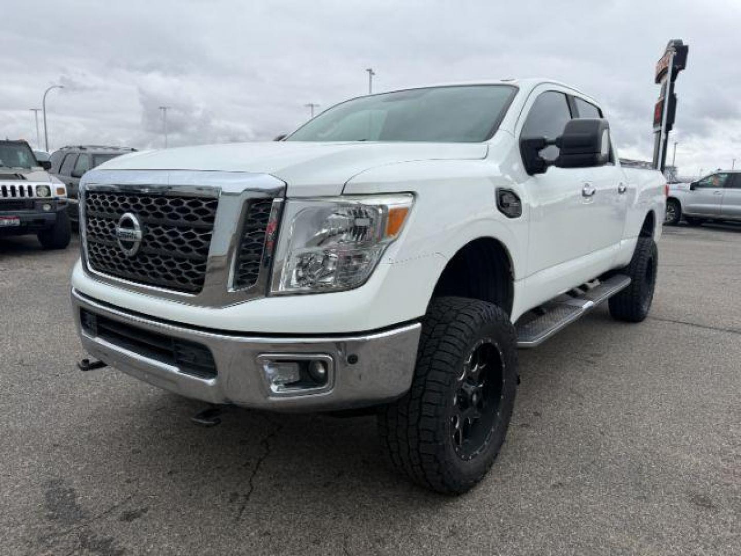 2017 WHITE /LEATHER Nissan Titan XD (1N6BA1F42HN) with an 50L V8 TURBO engine, Automatic transmission, located at 1175 N Woodruff Ave, Idaho Falls, ID, 83401, 43.506901, -111.999657 - Photo#24