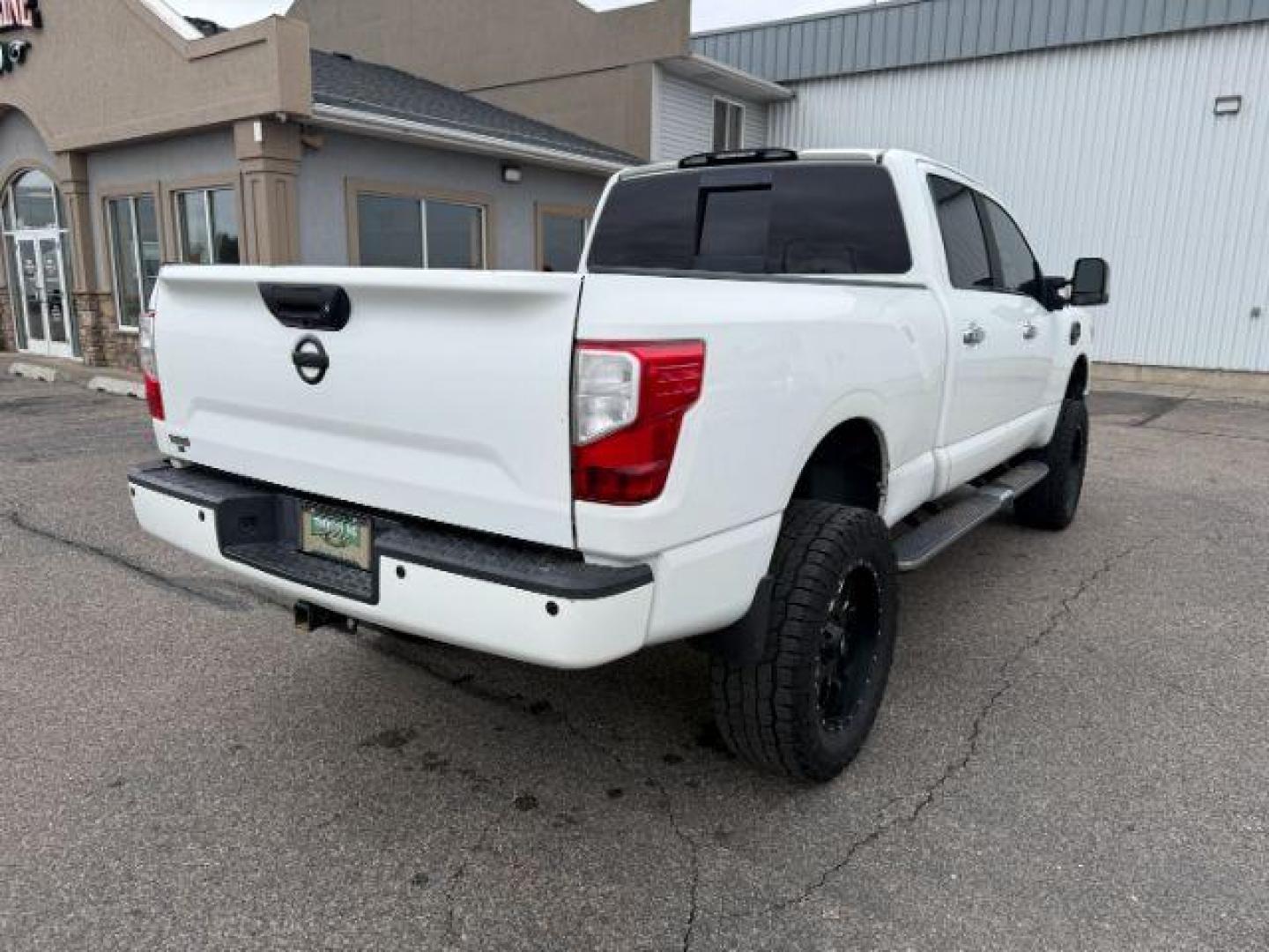 2017 WHITE /LEATHER Nissan Titan XD (1N6BA1F42HN) with an 50L V8 TURBO engine, Automatic transmission, located at 1175 N Woodruff Ave, Idaho Falls, ID, 83401, 43.506901, -111.999657 - Photo#29