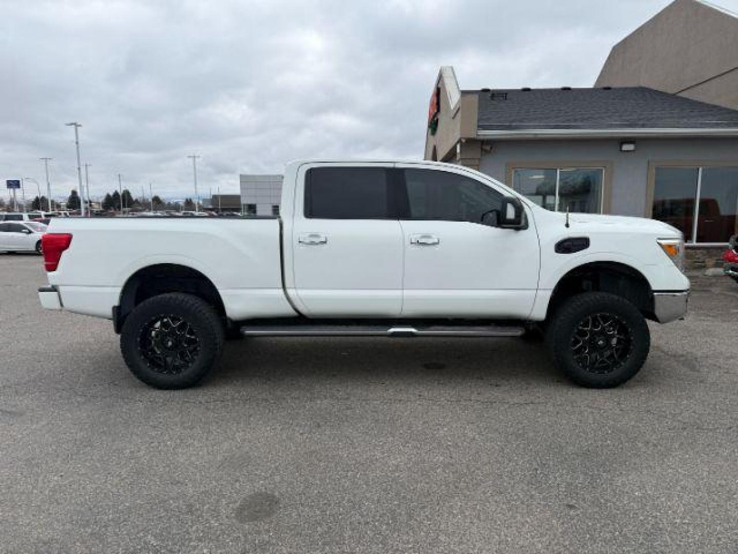 2017 WHITE /LEATHER Nissan Titan XD (1N6BA1F42HN) with an 50L V8 TURBO engine, Automatic transmission, located at 1175 N Woodruff Ave, Idaho Falls, ID, 83401, 43.506901, -111.999657 - Photo#30