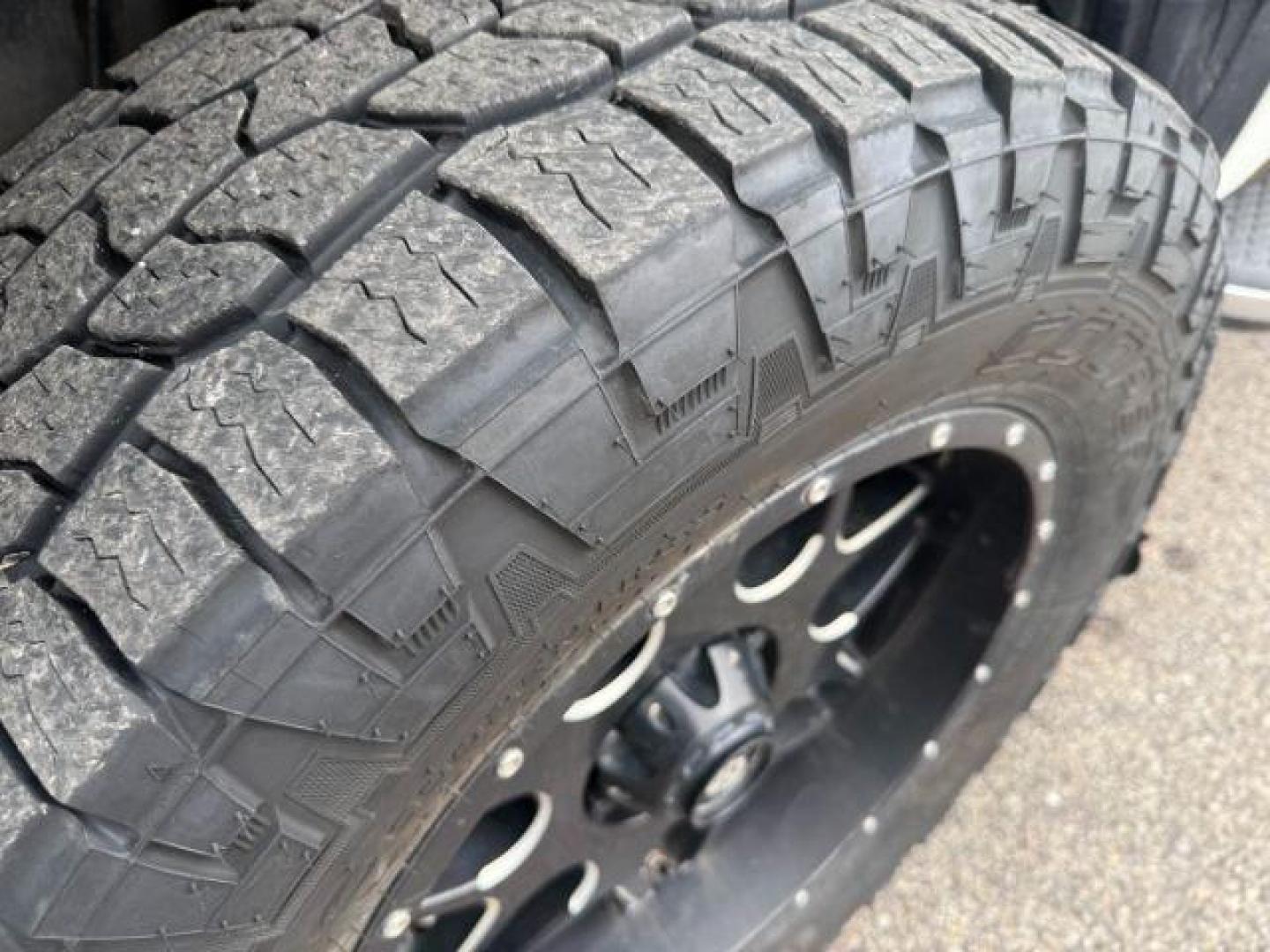 2017 WHITE /LEATHER Nissan Titan XD (1N6BA1F42HN) with an 50L V8 TURBO engine, Automatic transmission, located at 1175 N Woodruff Ave, Idaho Falls, ID, 83401, 43.506901, -111.999657 - Photo#33