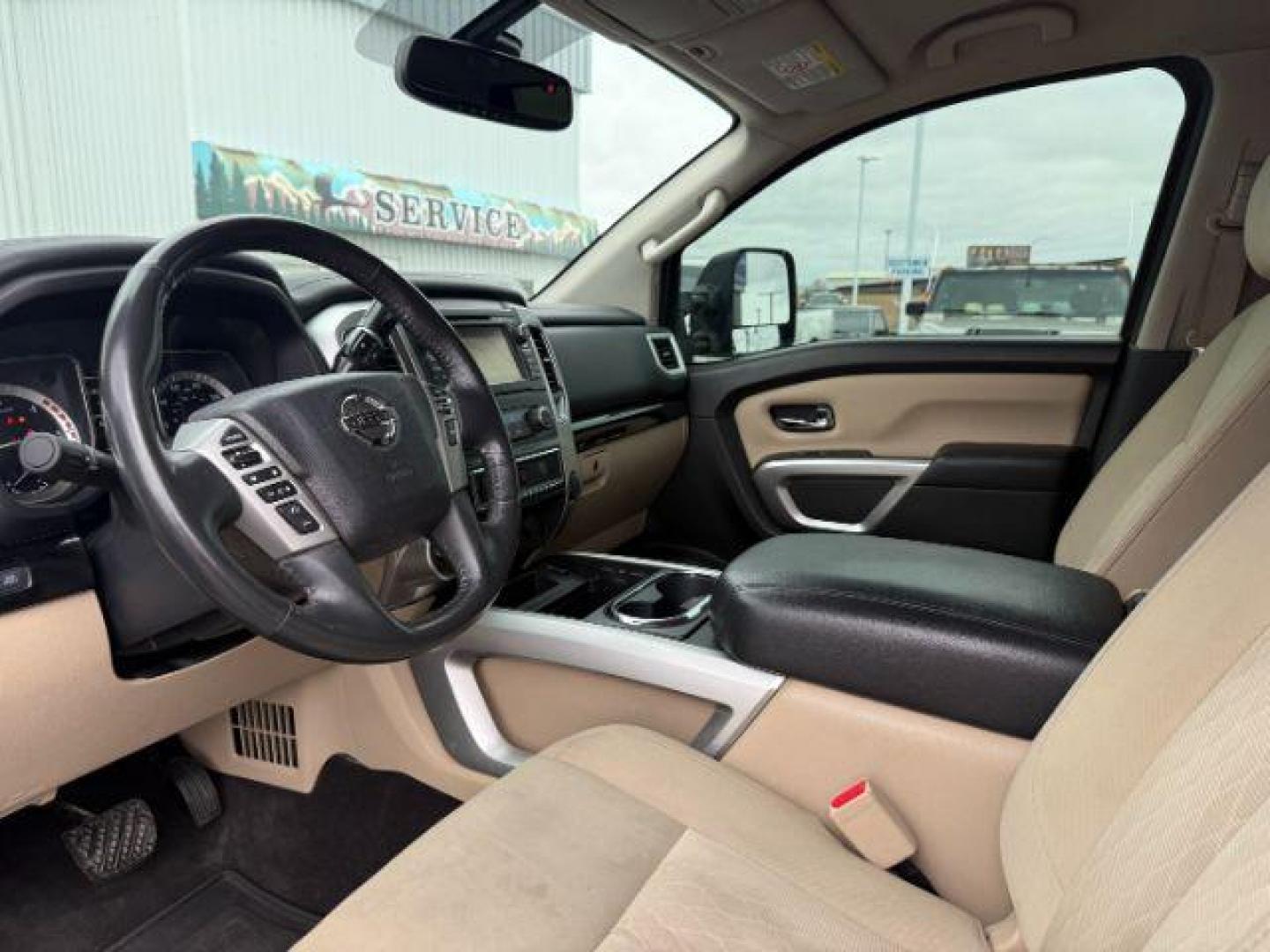 2017 WHITE /LEATHER Nissan Titan XD (1N6BA1F42HN) with an 50L V8 TURBO engine, Automatic transmission, located at 1175 N Woodruff Ave, Idaho Falls, ID, 83401, 43.506901, -111.999657 - Photo#37
