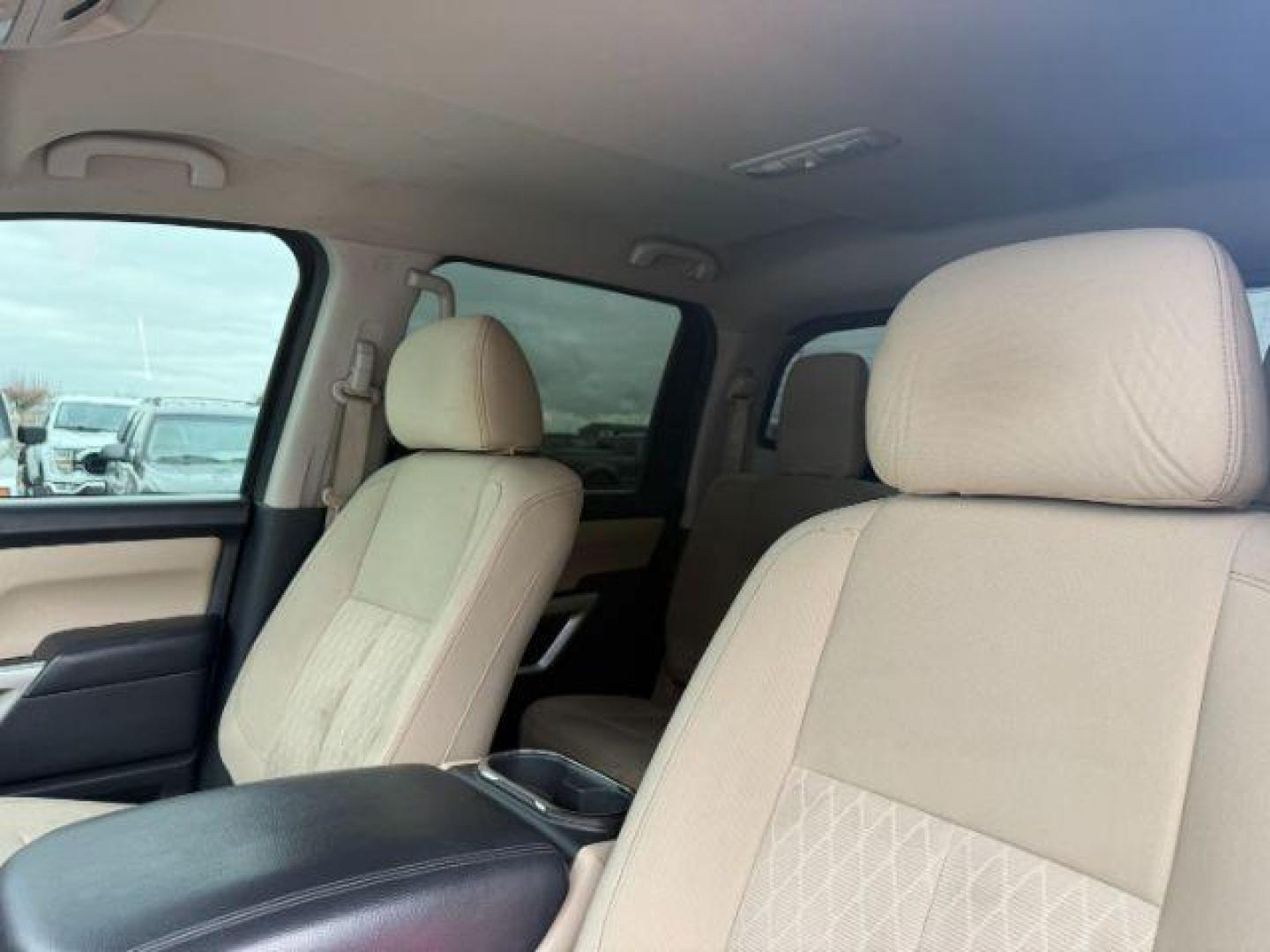 2017 WHITE /LEATHER Nissan Titan XD (1N6BA1F42HN) with an 50L V8 TURBO engine, Automatic transmission, located at 1175 N Woodruff Ave, Idaho Falls, ID, 83401, 43.506901, -111.999657 - Photo#44