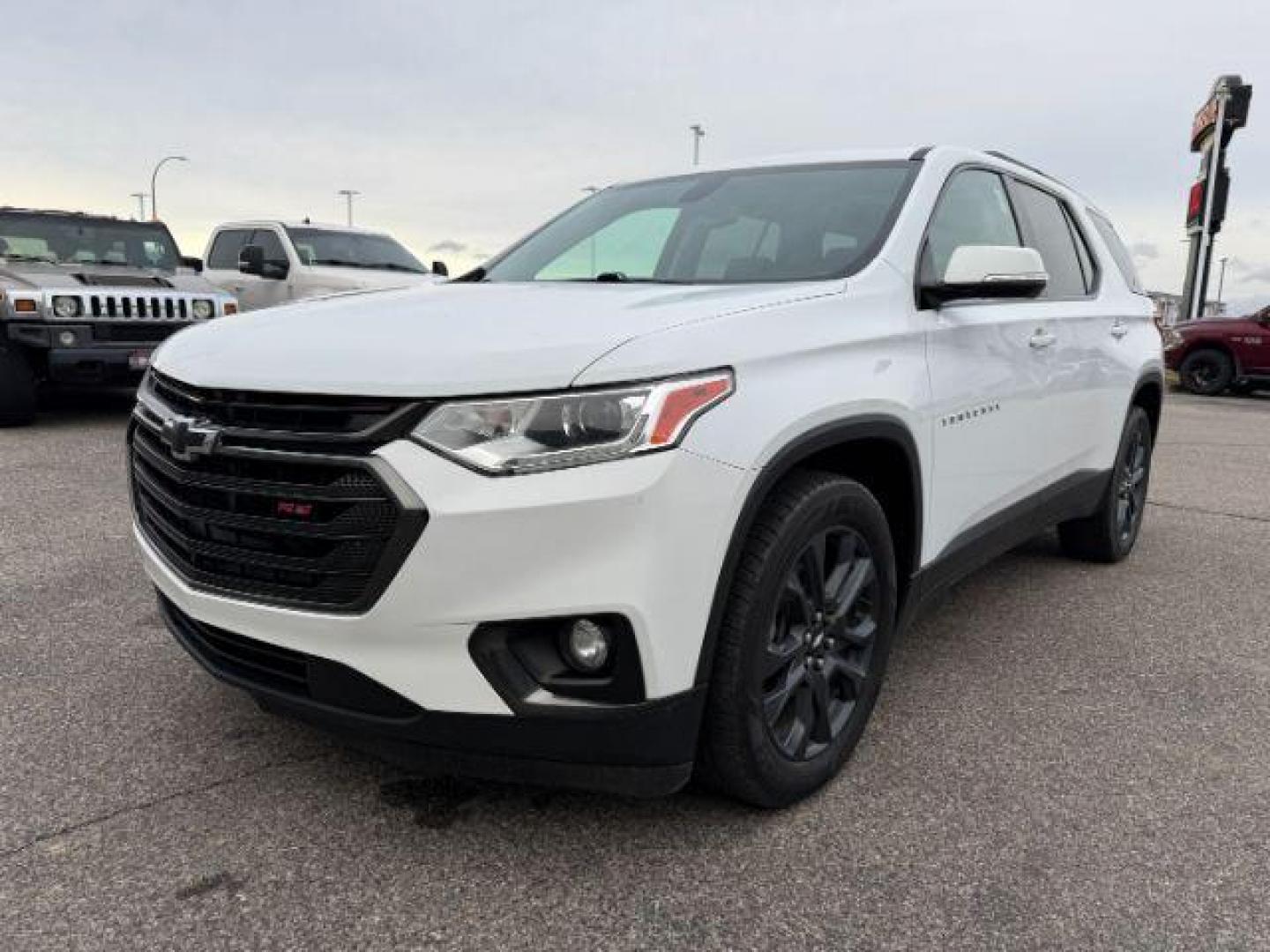 2019 Summit White /Jet Black Chevrolet Traverse (1GNEVJKW1KJ) with an 36L V-6 gasoline direct injection engine, Automatic transmission, located at 1175 N Woodruff Ave, Idaho Falls, ID, 83401, 43.506901, -111.999657 - At Timberline Auto, finding a great deal on your next vehicle is always easy! Our experienced sales staff's goal is to help find you the right vehicle at the right price! Our knowledgeable finance department has options for almost any credit score. We offer extended service contract options to prote - Photo#29