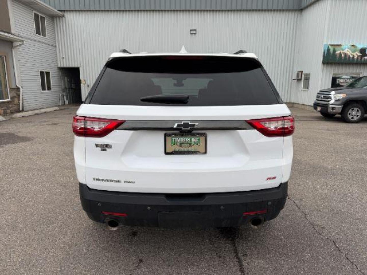 2019 Summit White /Jet Black Chevrolet Traverse (1GNEVJKW1KJ) with an 36L V-6 gasoline direct injection engine, Automatic transmission, located at 1175 N Woodruff Ave, Idaho Falls, ID, 83401, 43.506901, -111.999657 - At Timberline Auto, finding a great deal on your next vehicle is always easy! Our experienced sales staff's goal is to help find you the right vehicle at the right price! Our knowledgeable finance department has options for almost any credit score. We offer extended service contract options to prote - Photo#32