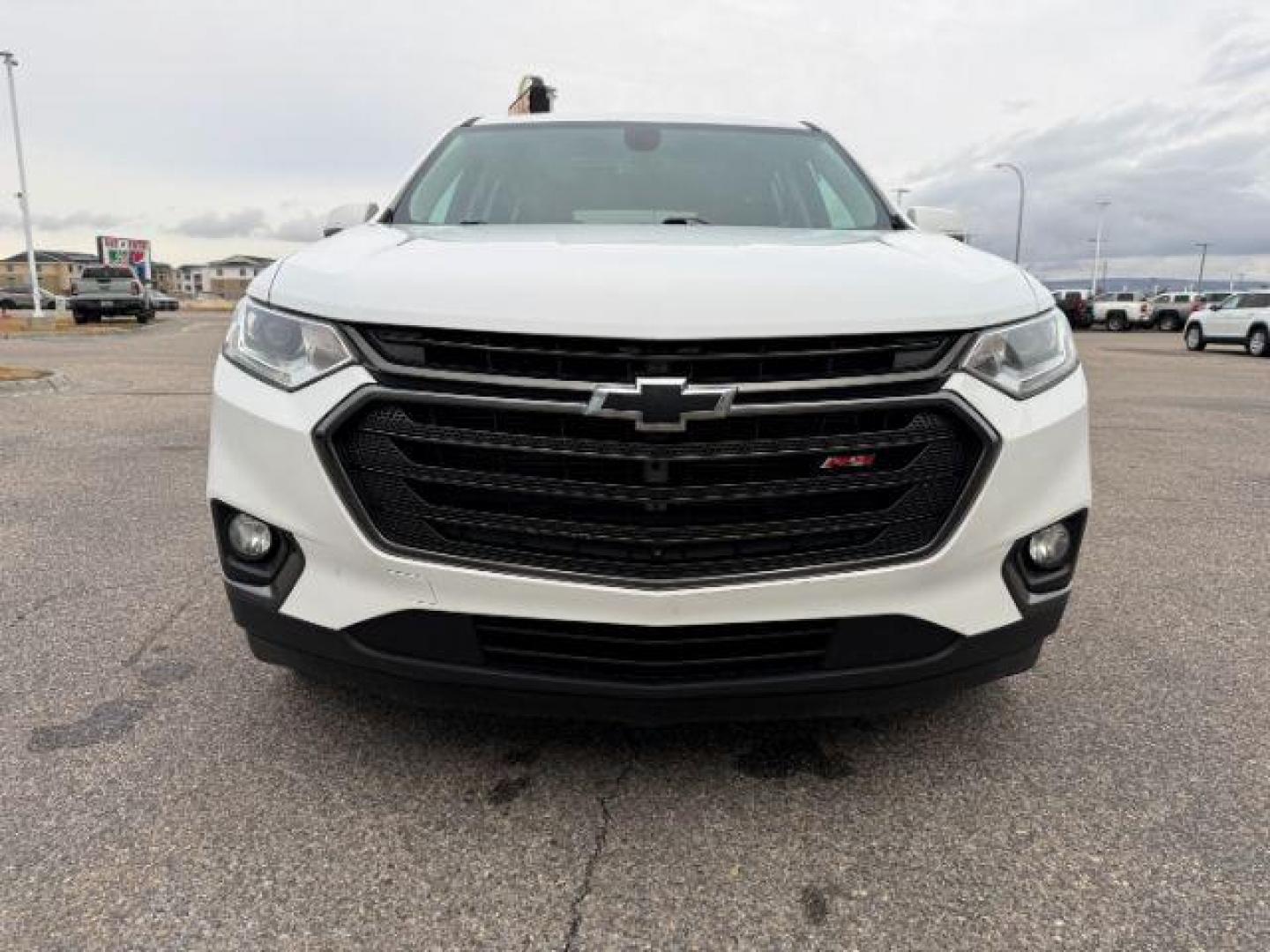 2019 Summit White /Jet Black Chevrolet Traverse (1GNEVJKW1KJ) with an 36L V-6 gasoline direct injection engine, Automatic transmission, located at 1175 N Woodruff Ave, Idaho Falls, ID, 83401, 43.506901, -111.999657 - At Timberline Auto, finding a great deal on your next vehicle is always easy! Our experienced sales staff's goal is to help find you the right vehicle at the right price! Our knowledgeable finance department has options for almost any credit score. We offer extended service contract options to prote - Photo#40