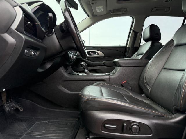 2019 Summit White /Jet Black Chevrolet Traverse (1GNEVJKW1KJ) with an 36L V-6 gasoline direct injection engine, Automatic transmission, located at 1175 N Woodruff Ave, Idaho Falls, ID, 83401, 43.506901, -111.999657 - At Timberline Auto, finding a great deal on your next vehicle is always easy! Our experienced sales staff's goal is to help find you the right vehicle at the right price! Our knowledgeable finance department has options for almost any credit score. We offer extended service contract options to prote- Photo#44