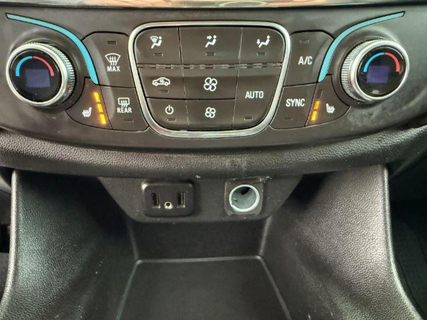 2019 Summit White /Jet Black Chevrolet Traverse (1GNEVJKW1KJ) with an 36L V-6 gasoline direct injection engine, Automatic transmission, located at 1175 N Woodruff Ave, Idaho Falls, ID, 83401, 43.506901, -111.999657 - At Timberline Auto, finding a great deal on your next vehicle is always easy! Our experienced sales staff's goal is to help find you the right vehicle at the right price! Our knowledgeable finance department has options for almost any credit score. We offer extended service contract options to prote - Photo#49