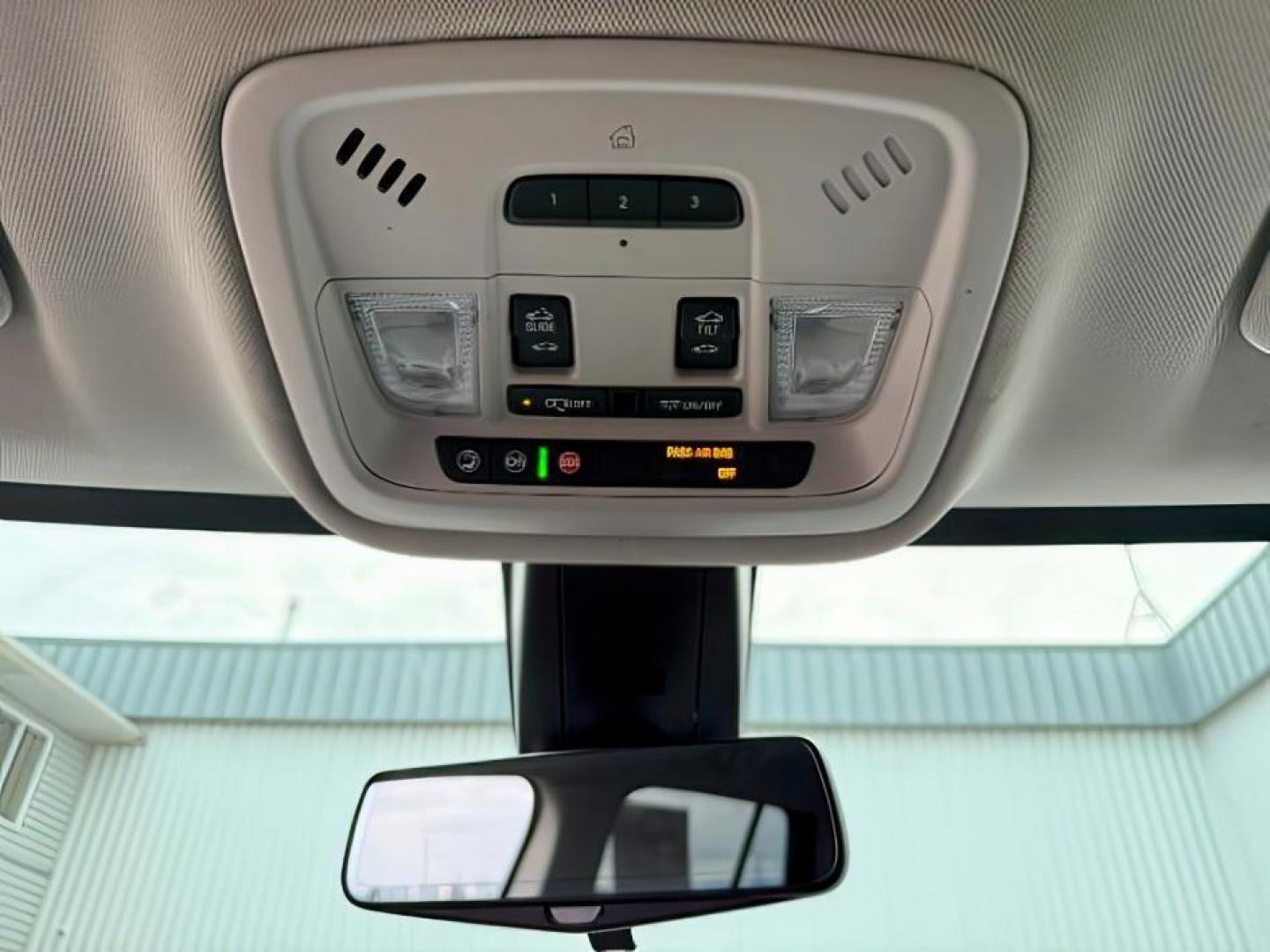 2019 Summit White /Jet Black Chevrolet Traverse (1GNEVJKW1KJ) with an 36L V-6 gasoline direct injection engine, Automatic transmission, located at 1175 N Woodruff Ave, Idaho Falls, ID, 83401, 43.506901, -111.999657 - At Timberline Auto, finding a great deal on your next vehicle is always easy! Our experienced sales staff's goal is to help find you the right vehicle at the right price! Our knowledgeable finance department has options for almost any credit score. We offer extended service contract options to prote - Photo#22