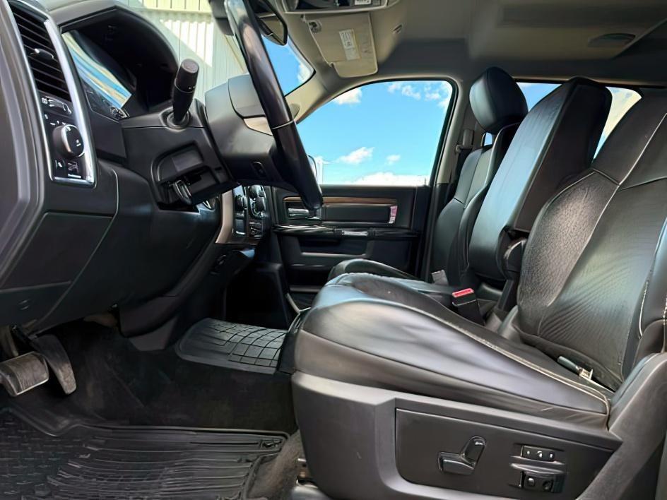2017 BROWN /Black Ram 3500 (3C63R3JL9HG) with an Cummins 67L I-6 diesel direct injection engine, Automatic transmission, located at 1175 N Woodruff Ave, Idaho Falls, ID, 83401, 43.506901, -111.999657 - At Timberline Auto, finding a great deal on your next vehicle is always easy! Our experienced sales staff's goal is to help find you the right vehicle at the right price! Our knowledgeable finance department has options for almost any credit score. We offer extended service contract options to prote- Photo#9