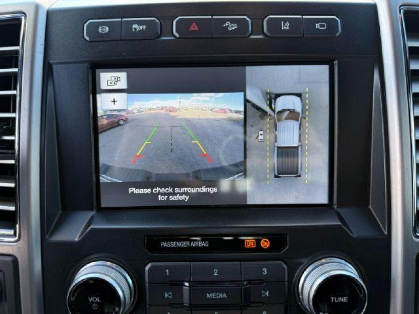 2018 WHITE /Black Ford F-350 (1FT8W3BT1JE) with an Powerstroke 67L V-8 diesel direct injection engine, Automatic transmission, located at 1175 N Woodruff Ave, Idaho Falls, ID, 83401, 43.506901, -111.999657 - At Timberline Auto, finding a great deal on your next vehicle is always easy! Our experienced sales staff's goal is to help find you the right vehicle at the right price! Our knowledgeable finance department has options for almost any credit score. We offer extended service contract options to prote - Photo#43