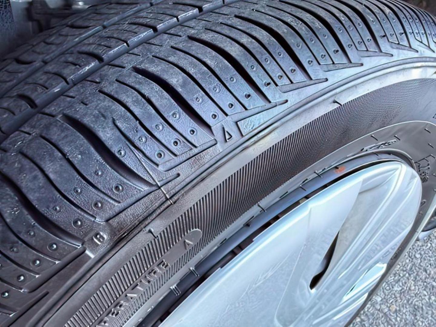 2022 BLACK /Black Mitsubishi Mirage (ML32AUHJ3NH) with an 12L I-3 DOHC engine, Automatic transmission, located at 1175 N Woodruff Ave, Idaho Falls, ID, 83401, 43.506901, -111.999657 - At Timberline Auto, finding a great deal on your next vehicle is always easy! Our experienced sales staff's goal is to help find you the right vehicle at the right price! Our knowledgeable finance department has options for almost any credit score. We offer extended service contract options to prote - Photo#10