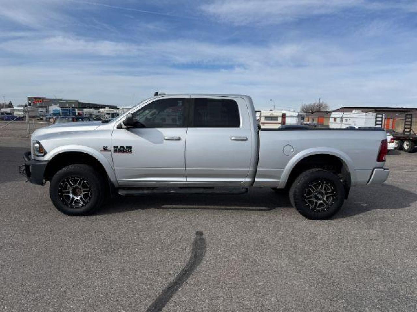 2018 SILVER /Black Ram 3500 (3C63R3EL4JG) with an Cummins 67L I-6 diesel direct injection engine, Automatic transmission, located at 1175 N Woodruff Ave, Idaho Falls, ID, 83401, 43.506901, -111.999657 - At Timberline Auto, finding a great deal on your next vehicle is always easy! Our experienced sales staff's goal is to help find you the right vehicle at the right price! Our knowledgeable finance department has options for almost any credit score. We offer extended service contract options to prote - Photo#26