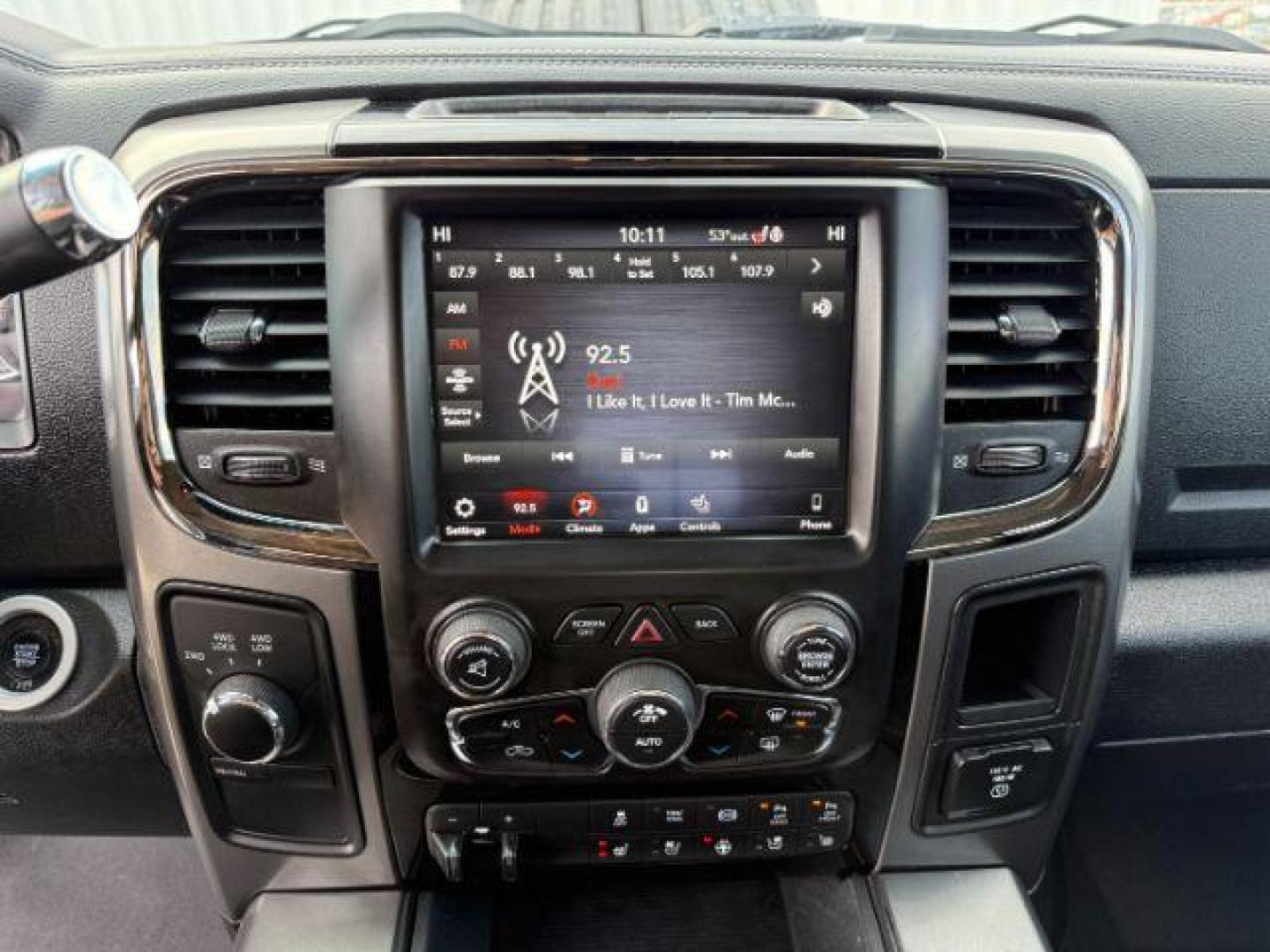 2018 SILVER /Black Ram 3500 (3C63R3EL4JG) with an Cummins 67L I-6 diesel direct injection engine, Automatic transmission, located at 1175 N Woodruff Ave, Idaho Falls, ID, 83401, 43.506901, -111.999657 - At Timberline Auto, finding a great deal on your next vehicle is always easy! Our experienced sales staff's goal is to help find you the right vehicle at the right price! Our knowledgeable finance department has options for almost any credit score. We offer extended service contract options to prote - Photo#39