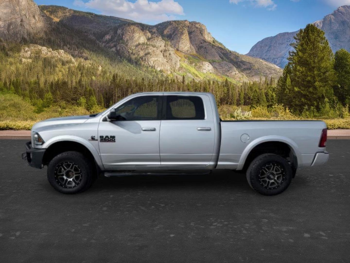 2018 SILVER /Black Ram 3500 (3C63R3EL4JG) with an Cummins 67L I-6 diesel direct injection engine, Automatic transmission, located at 1175 N Woodruff Ave, Idaho Falls, ID, 83401, 43.506901, -111.999657 - At Timberline Auto, finding a great deal on your next vehicle is always easy! Our experienced sales staff's goal is to help find you the right vehicle at the right price! Our knowledgeable finance department has options for almost any credit score. We offer extended service contract options to prote - Photo#1