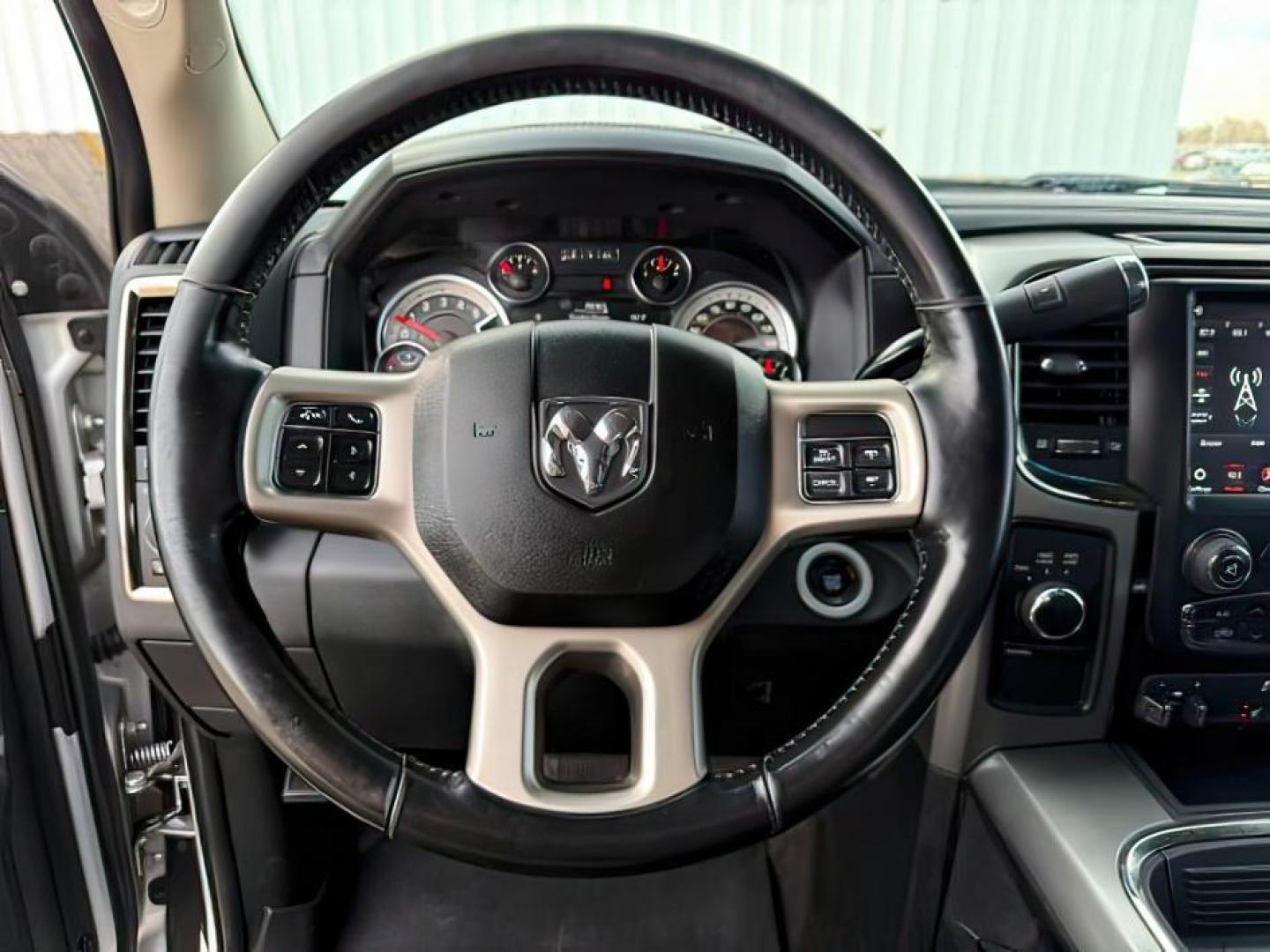 2018 SILVER /Black Ram 3500 (3C63R3EL4JG) with an Cummins 67L I-6 diesel direct injection engine, Automatic transmission, located at 1175 N Woodruff Ave, Idaho Falls, ID, 83401, 43.506901, -111.999657 - At Timberline Auto, finding a great deal on your next vehicle is always easy! Our experienced sales staff's goal is to help find you the right vehicle at the right price! Our knowledgeable finance department has options for almost any credit score. We offer extended service contract options to prote - Photo#13