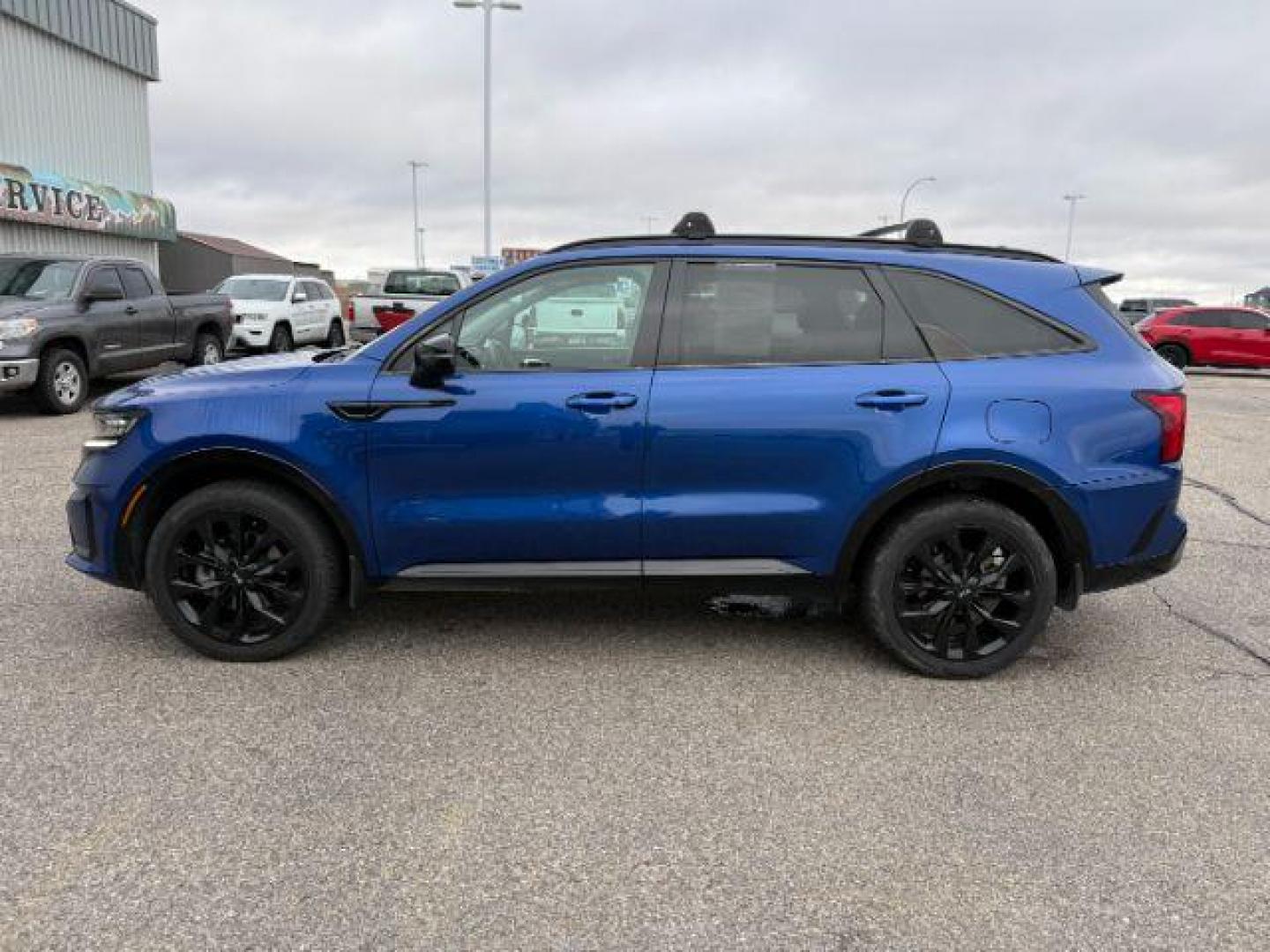 2021 BLUE /Black KIA Sorento (5XYRKDLF5MG) with an 25L I-4 portdirect injection engine, Automatic transmission, located at 1175 N Woodruff Ave, Idaho Falls, ID, 83401, 43.506901, -111.999657 - At Timberline Auto, finding a great deal on your next vehicle is always easy! Our experienced sales staff's goal is to help find you the right vehicle at the right price! Our knowledgeable finance department has options for almost any credit score. We offer extended service contract options to prote - Photo#28