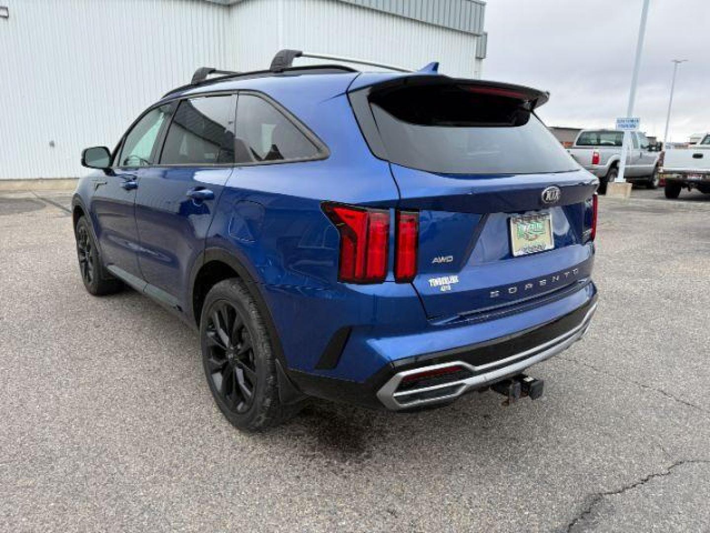 2021 BLUE /Black KIA Sorento (5XYRKDLF5MG) with an 25L I-4 portdirect injection engine, Automatic transmission, located at 1175 N Woodruff Ave, Idaho Falls, ID, 83401, 43.506901, -111.999657 - At Timberline Auto, finding a great deal on your next vehicle is always easy! Our experienced sales staff's goal is to help find you the right vehicle at the right price! Our knowledgeable finance department has options for almost any credit score. We offer extended service contract options to prote - Photo#29
