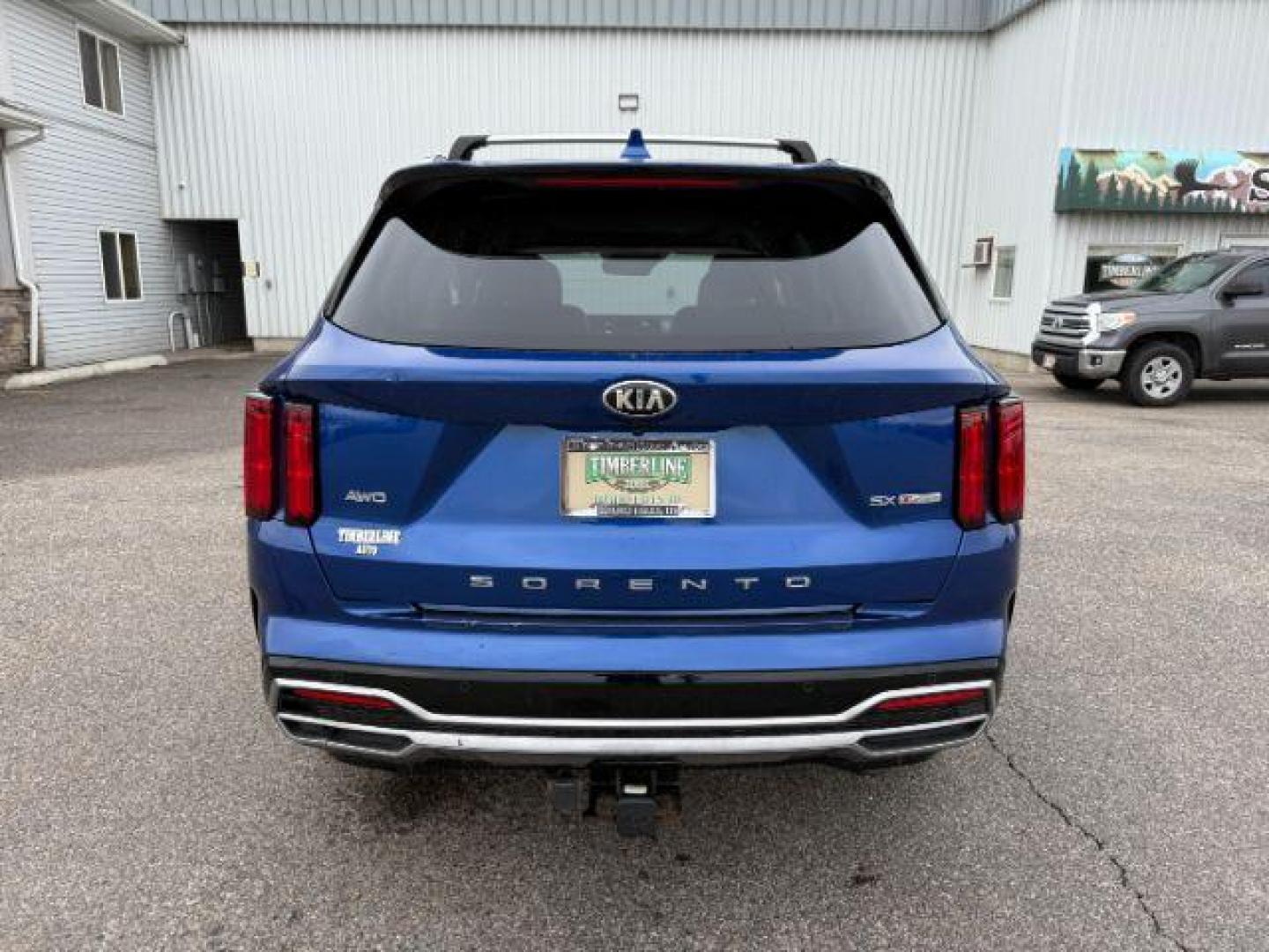 2021 BLUE /Black KIA Sorento (5XYRKDLF5MG) with an 25L I-4 portdirect injection engine, Automatic transmission, located at 1175 N Woodruff Ave, Idaho Falls, ID, 83401, 43.506901, -111.999657 - At Timberline Auto, finding a great deal on your next vehicle is always easy! Our experienced sales staff's goal is to help find you the right vehicle at the right price! Our knowledgeable finance department has options for almost any credit score. We offer extended service contract options to prote - Photo#30