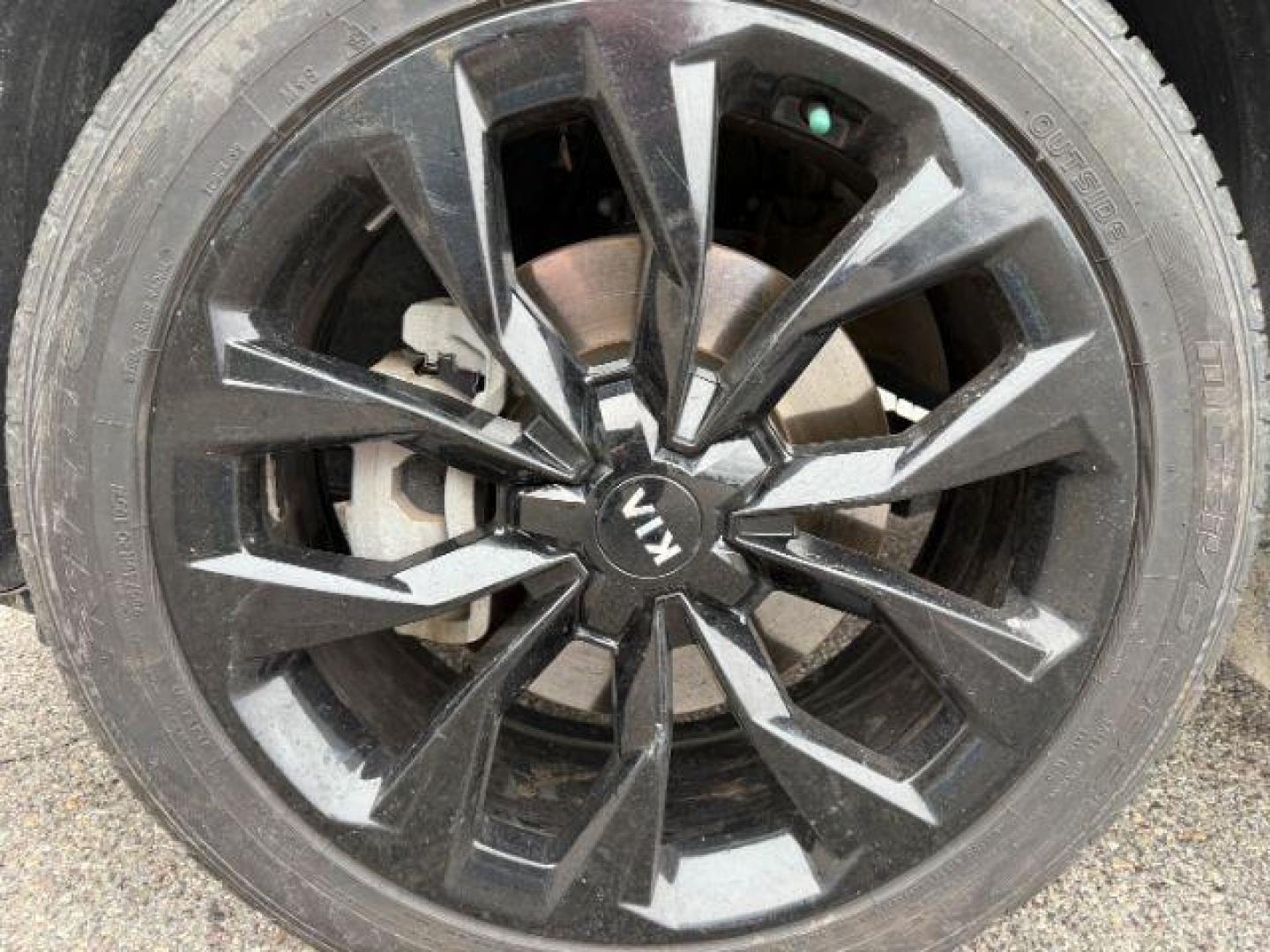 2021 BLUE /Black KIA Sorento (5XYRKDLF5MG) with an 25L I-4 portdirect injection engine, Automatic transmission, located at 1175 N Woodruff Ave, Idaho Falls, ID, 83401, 43.506901, -111.999657 - At Timberline Auto, finding a great deal on your next vehicle is always easy! Our experienced sales staff's goal is to help find you the right vehicle at the right price! Our knowledgeable finance department has options for almost any credit score. We offer extended service contract options to prote - Photo#39