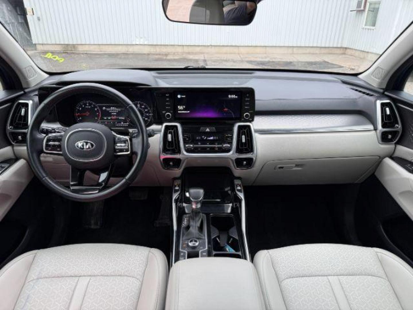 2021 BLUE /Black KIA Sorento (5XYRKDLF5MG) with an 25L I-4 portdirect injection engine, Automatic transmission, located at 1175 N Woodruff Ave, Idaho Falls, ID, 83401, 43.506901, -111.999657 - At Timberline Auto, finding a great deal on your next vehicle is always easy! Our experienced sales staff's goal is to help find you the right vehicle at the right price! Our knowledgeable finance department has options for almost any credit score. We offer extended service contract options to prote - Photo#51