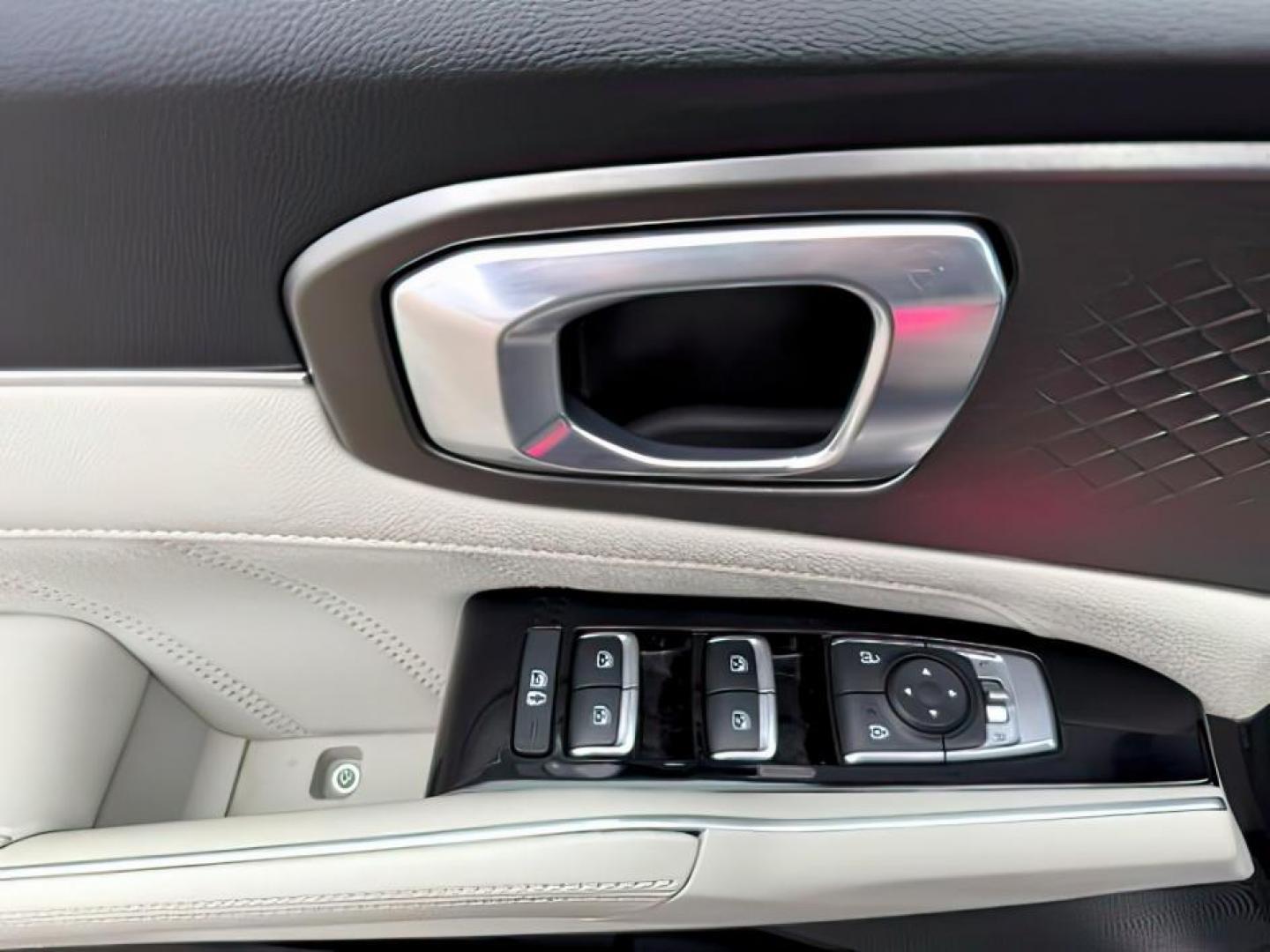 2021 BLUE /Black KIA Sorento (5XYRKDLF5MG) with an 25L I-4 portdirect injection engine, Automatic transmission, located at 1175 N Woodruff Ave, Idaho Falls, ID, 83401, 43.506901, -111.999657 - At Timberline Auto, finding a great deal on your next vehicle is always easy! Our experienced sales staff's goal is to help find you the right vehicle at the right price! Our knowledgeable finance department has options for almost any credit score. We offer extended service contract options to prote - Photo#23