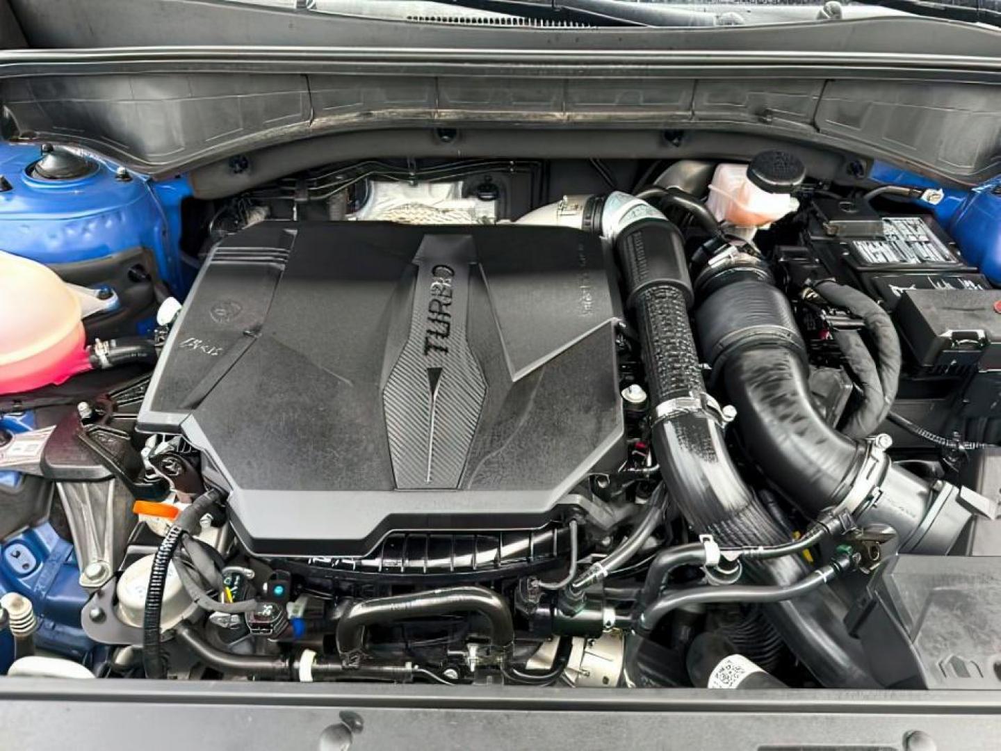 2021 BLUE /Black KIA Sorento (5XYRKDLF5MG) with an 25L I-4 portdirect injection engine, Automatic transmission, located at 1175 N Woodruff Ave, Idaho Falls, ID, 83401, 43.506901, -111.999657 - At Timberline Auto, finding a great deal on your next vehicle is always easy! Our experienced sales staff's goal is to help find you the right vehicle at the right price! Our knowledgeable finance department has options for almost any credit score. We offer extended service contract options to prote - Photo#26