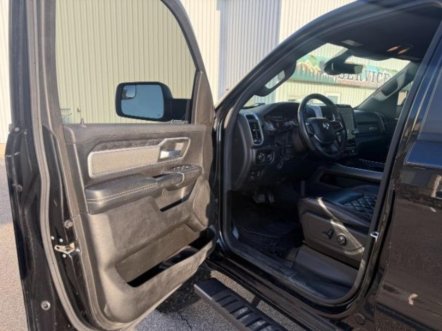 2021 BLACK /Diesel Gray/Black Ram 1500 Big Horn Crew Cab 4x4 5'7 Box (1C6SRFFT5MN) with an HEMI 5.7L V-8 variable valve control engine, AUTOMATIC transmission, located at 1235 N Woodruff Ave., Idaho Falls, 83401, (208) 523-1053, 43.507172, -112.000488 - At Timberline Auto, finding a great deal on your next vehicle is always easy! Our experienced sales staff's goal is to help find you the right vehicle at the right price! Our knowledgeable finance department has options for almost any credit score. We offer extended service contract options to prote - Photo#13