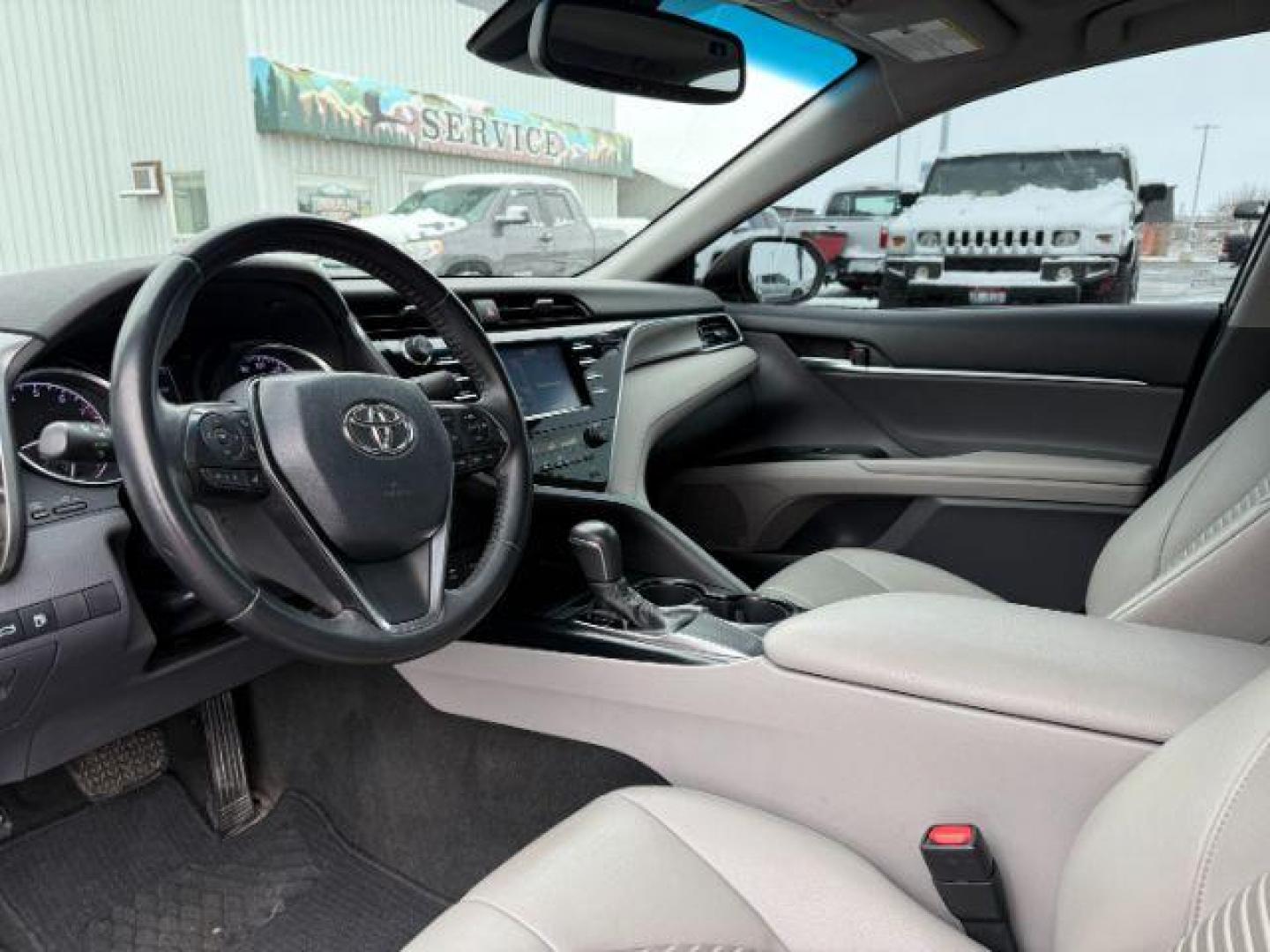 2018 RED /Black Toyota Camry (4T1B11HK6JU) with an 25L I-4 portdirect injection engine, Automatic transmission, located at 1175 N Woodruff Ave, Idaho Falls, ID, 83401, 43.506901, -111.999657 - At Timberline Auto, finding a great deal on your next vehicle is always easy! Our experienced sales staff's goal is to help find you the right vehicle at the right price! Our knowledgeable finance department has options for almost any credit score. We offer extended service contract options to prote - Photo#13