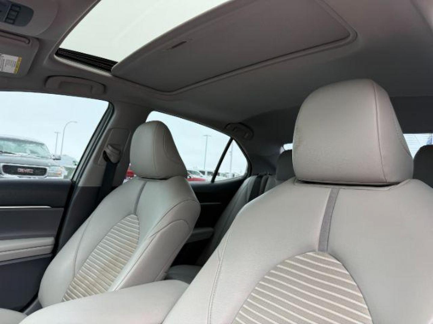 2018 RED /Black Toyota Camry (4T1B11HK6JU) with an 25L I-4 portdirect injection engine, Automatic transmission, located at 1175 N Woodruff Ave, Idaho Falls, ID, 83401, 43.506901, -111.999657 - At Timberline Auto, finding a great deal on your next vehicle is always easy! Our experienced sales staff's goal is to help find you the right vehicle at the right price! Our knowledgeable finance department has options for almost any credit score. We offer extended service contract options to prote - Photo#19