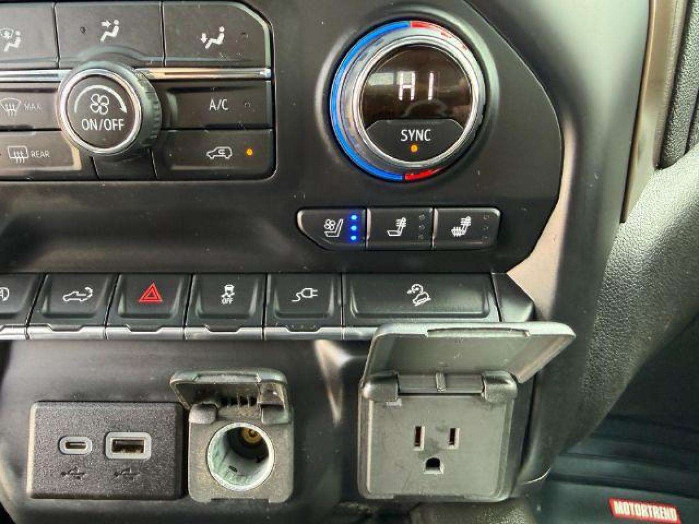 2021 WHITE /Jet Black Chevrolet Silverado 1500 (1GCUYHET4MZ) with an Duramax 3L I-6 diesel direct injection engine, Automatic transmission, located at 1175 N Woodruff Ave, Idaho Falls, ID, 83401, 43.506901, -111.999657 - At Timberline Auto, finding a great deal on your next vehicle is always easy! Our experienced sales staff's goal is to help find you the right vehicle at the right price! Our knowledgeable finance department has options for almost any credit score. We offer extended service contract options to prote - Photo#46