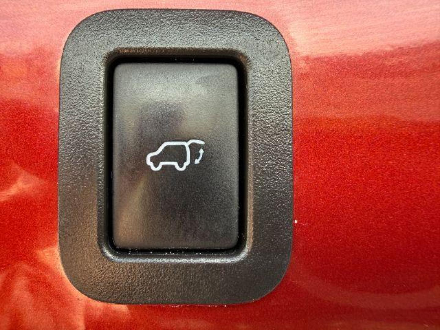 2018 Salsa Red Pearl /Black Toyota Highlander (5TDJZRFHXJS) with an 35L V-6 portdirect injection engine, Automatic transmission, located at 1175 N Woodruff Ave, Idaho Falls, ID, 83401, 43.506901, -111.999657 - At Timberline Auto, finding a great deal on your next vehicle is always easy! Our experienced sales staff's goal is to help find you the right vehicle at the right price! Our knowledgeable finance department has options for almost any credit score. We offer extended service contract options to prote - Photo#34