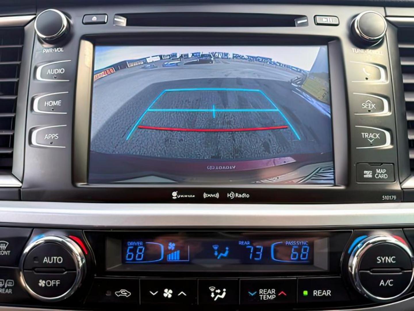 2018 Salsa Red Pearl /Black Toyota Highlander (5TDJZRFHXJS) with an 35L V-6 portdirect injection engine, Automatic transmission, located at 1175 N Woodruff Ave, Idaho Falls, ID, 83401, 43.506901, -111.999657 - At Timberline Auto, finding a great deal on your next vehicle is always easy! Our experienced sales staff's goal is to help find you the right vehicle at the right price! Our knowledgeable finance department has options for almost any credit score. We offer extended service contract options to prote - Photo#18