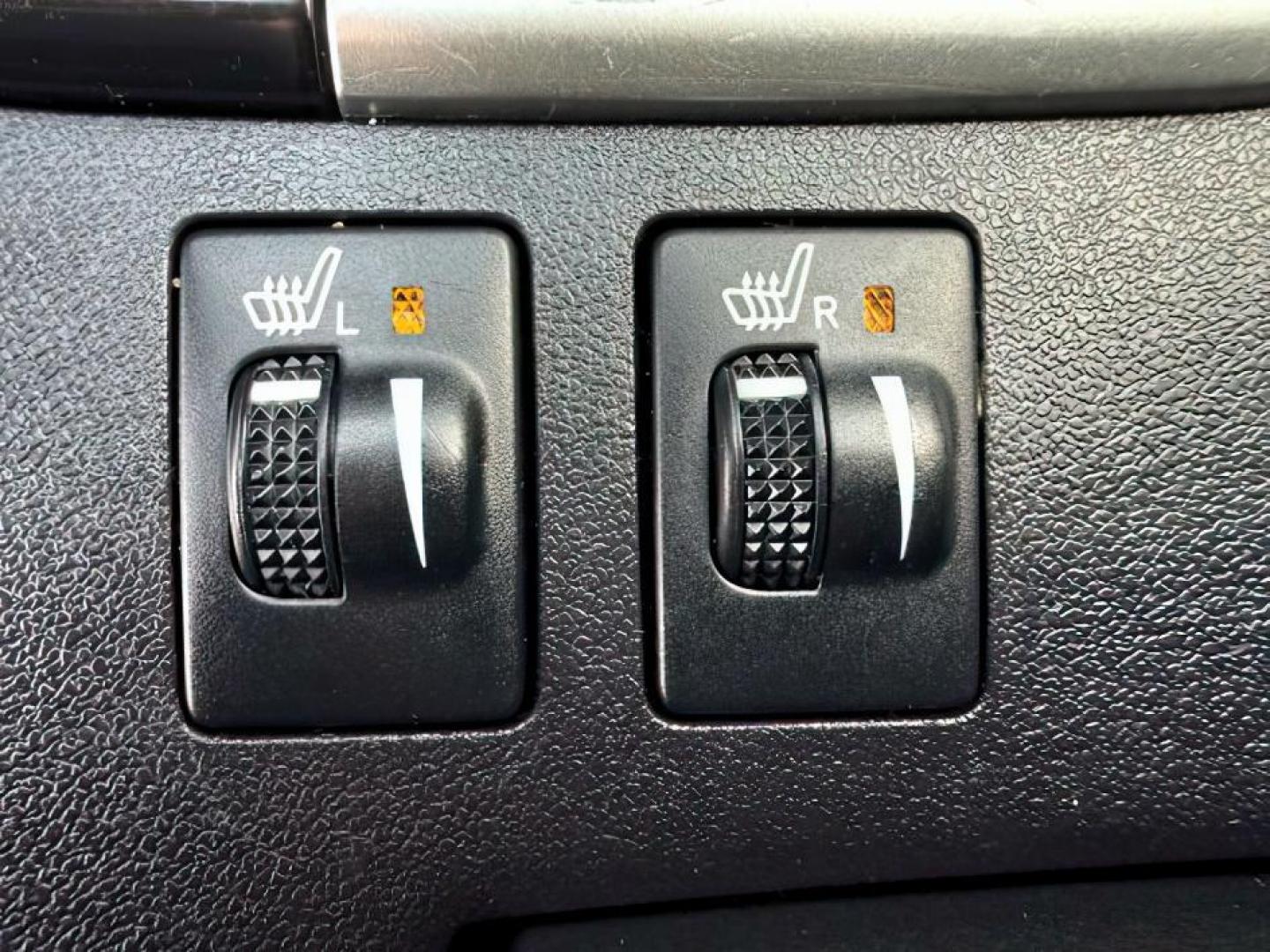 2018 Salsa Red Pearl /Black Toyota Highlander (5TDJZRFHXJS) with an 35L V-6 portdirect injection engine, Automatic transmission, located at 1175 N Woodruff Ave, Idaho Falls, ID, 83401, 43.506901, -111.999657 - At Timberline Auto, finding a great deal on your next vehicle is always easy! Our experienced sales staff's goal is to help find you the right vehicle at the right price! Our knowledgeable finance department has options for almost any credit score. We offer extended service contract options to prote - Photo#20