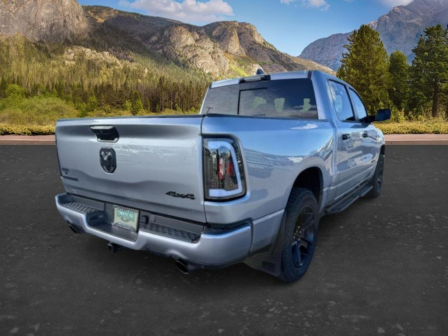 2023 SILVER /Diesel Gray/Black Ram 1500 (1C6SRFFM3PN) with an EcoDiesel 3L V-6 diesel direct injection engine, Automatic transmission, located at 1175 N Woodruff Ave, Idaho Falls, ID, 83401, 43.506901, -111.999657 - At Timberline Auto, finding a great deal on your next vehicle is always easy! Our experienced sales staff's goal is to help find you the right vehicle at the right price! Our knowledgeable finance department has options for almost any credit score. We offer extended service contract options to prote - Photo#4