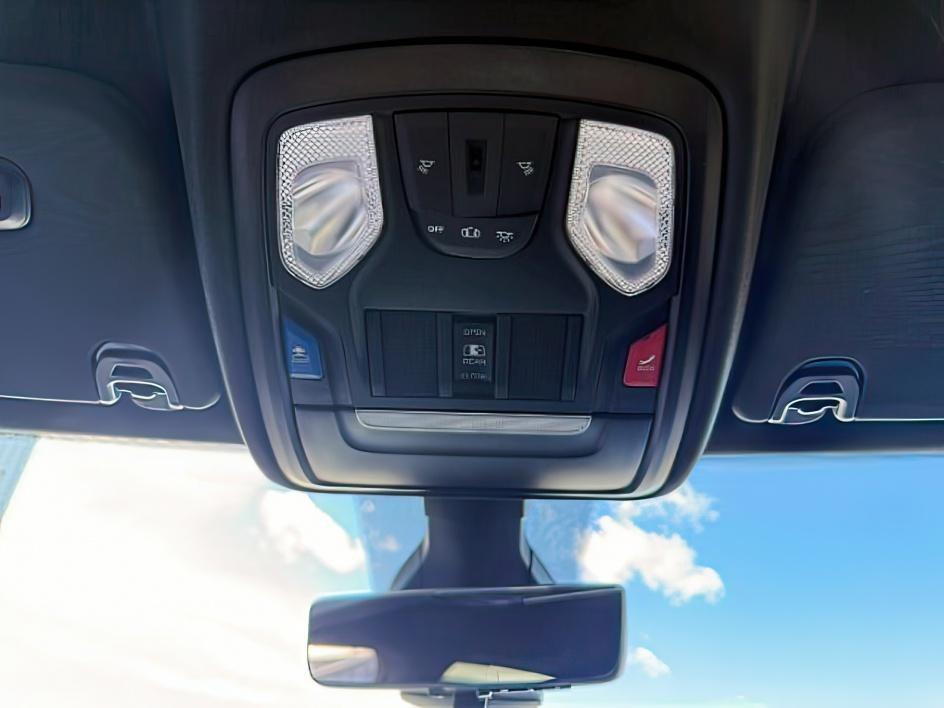 2023 SILVER /Diesel Gray/Black Ram 1500 (1C6SRFFM3PN) with an EcoDiesel 3L V-6 diesel direct injection engine, Automatic transmission, located at 1175 N Woodruff Ave, Idaho Falls, ID, 83401, 43.506901, -111.999657 - This 2023 Ram 1500 delivers strong everyday capability with a refined balance of power, comfort, and efficiency. Powered by a proven 3.6L Pentastar V6 with eTorque mild-hybrid assistance and paired to an 8-speed automatic transmission, it provides smooth acceleration, confident highway performance,- Photo#17