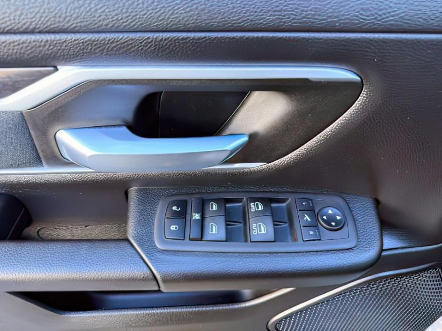 2023 SILVER /Diesel Gray/Black Ram 1500 (1C6SRFFM3PN) with an EcoDiesel 3L V-6 diesel direct injection engine, Automatic transmission, located at 1175 N Woodruff Ave, Idaho Falls, ID, 83401, 43.506901, -111.999657 - At Timberline Auto, finding a great deal on your next vehicle is always easy! Our experienced sales staff's goal is to help find you the right vehicle at the right price! Our knowledgeable finance department has options for almost any credit score. We offer extended service contract options to prote - Photo#20